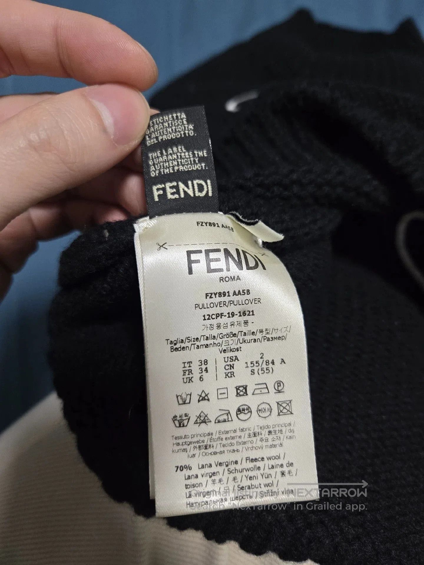 Fendi fendi long sleeve knit sweater size 38. Size US XS / EU 42 / 0 - 5 Thumbnail