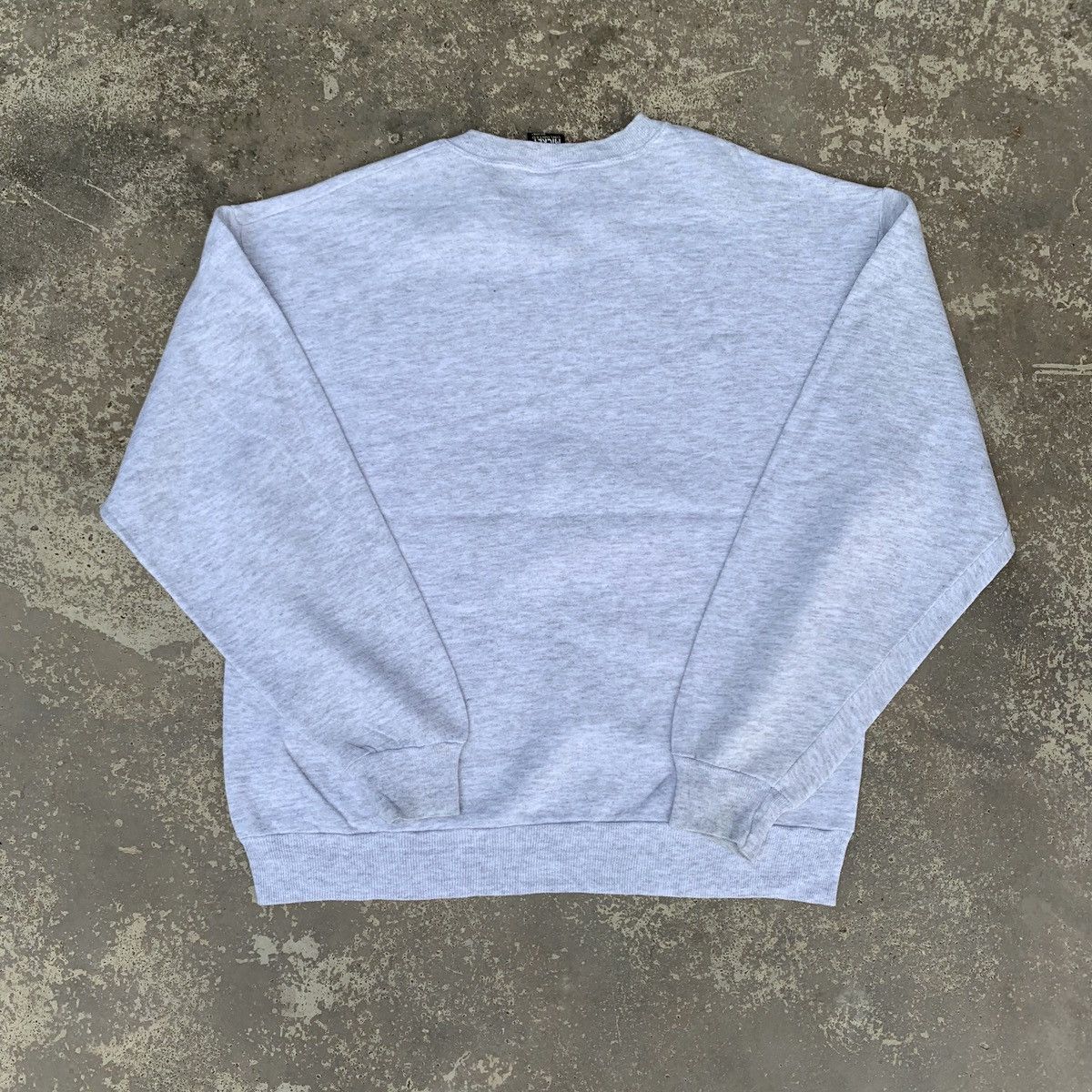 Disney Vintage 90s Disney Mickey Unlimited Donald Duck Crewneck Size US M / EU 48-50 / 2 - 2 Thumbnail