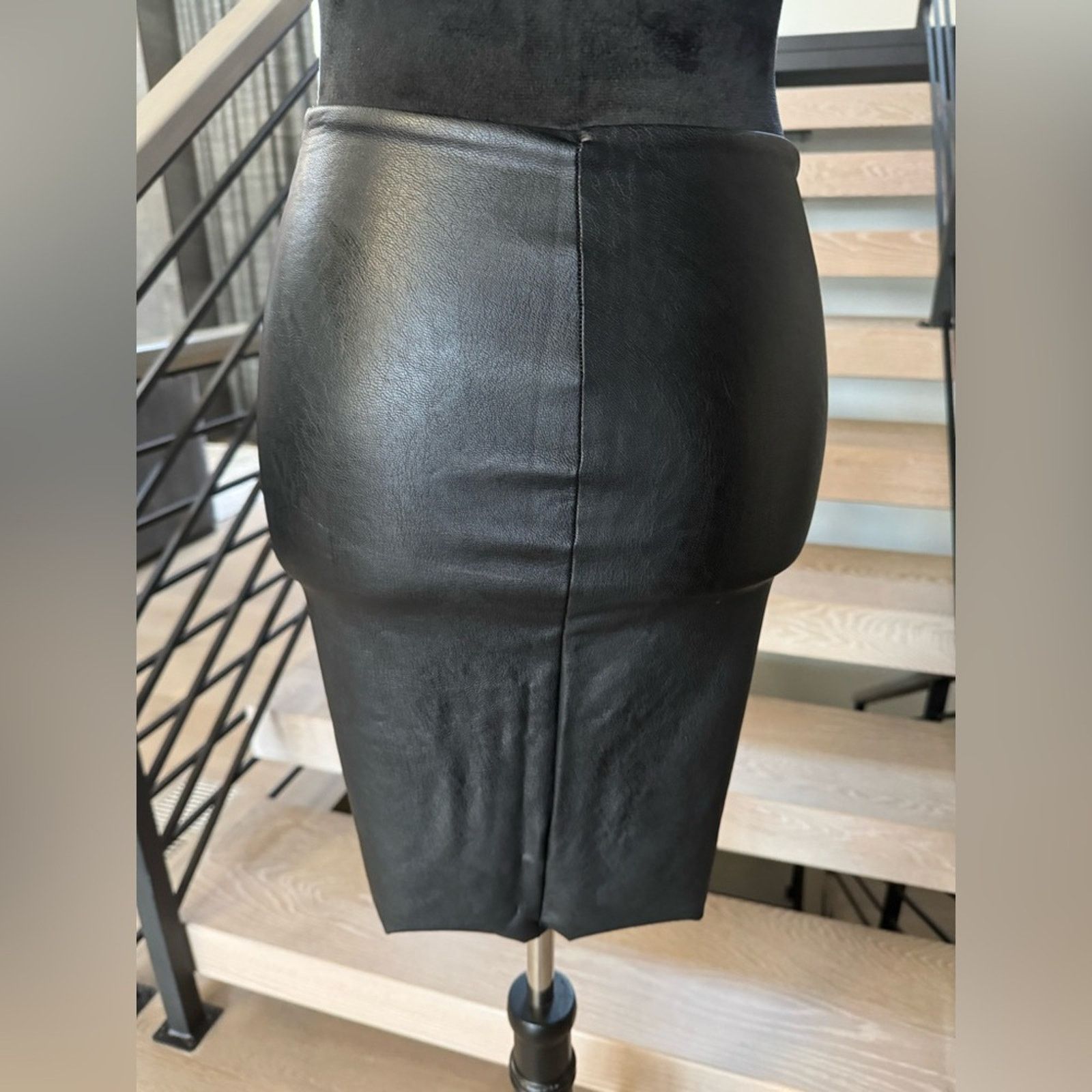 Commando New Commando Black Pencil Skirt size XS Size 26" / US 2 / IT 38 - 8 Thumbnail