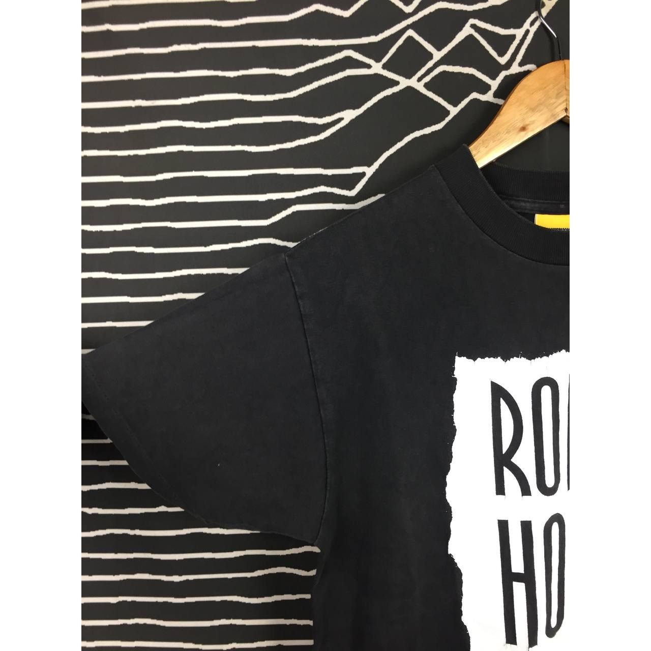Vintage Vtg 90s James Harvest Sportswear Robin Hood Single StitchTee Size US M / EU 48-50 / 2 - 5 Thumbnail