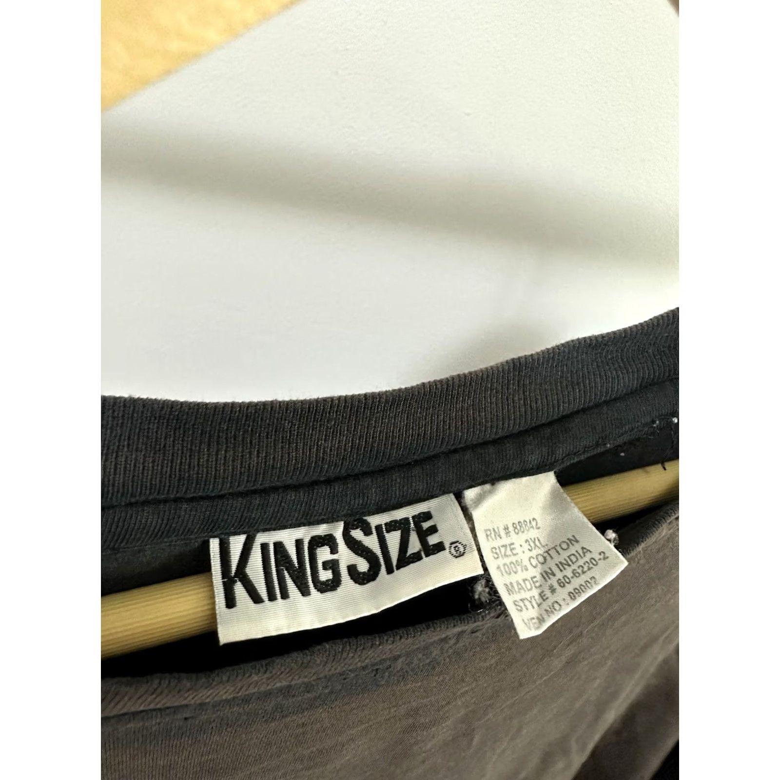 Vintage KING SIZE T-Shirt Men 4XL Black Grunge Workwear Distressed Worn VTG Gradient Sun Faded WIP Confidently Size US XXL / EU 58 / 5 - 3 Thumbnail