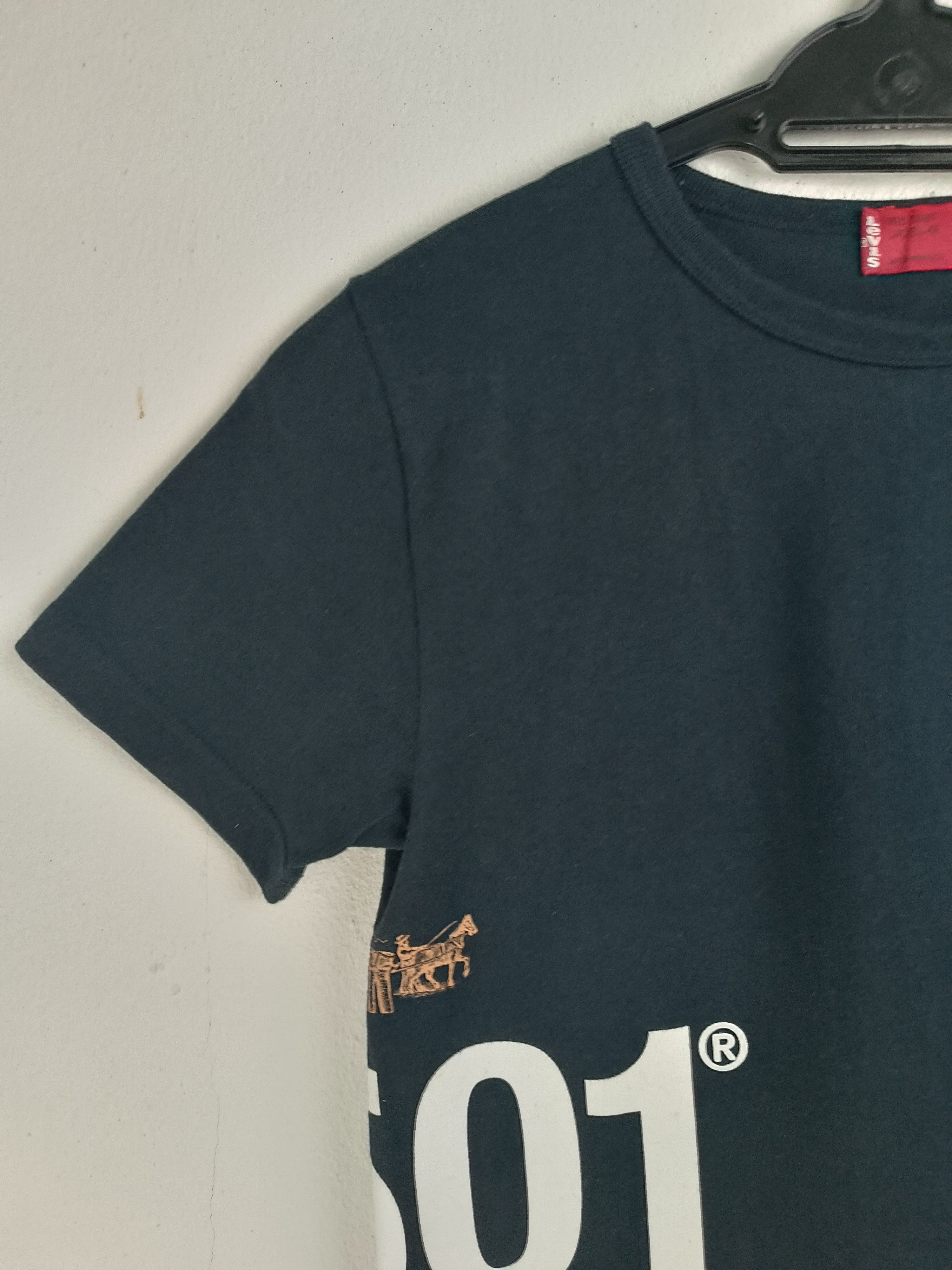 Levi's VINTAGE Y2K LEVI'S YOUTH SIZE TEE Size US XS / EU 42 / 0 - 5 Thumbnail