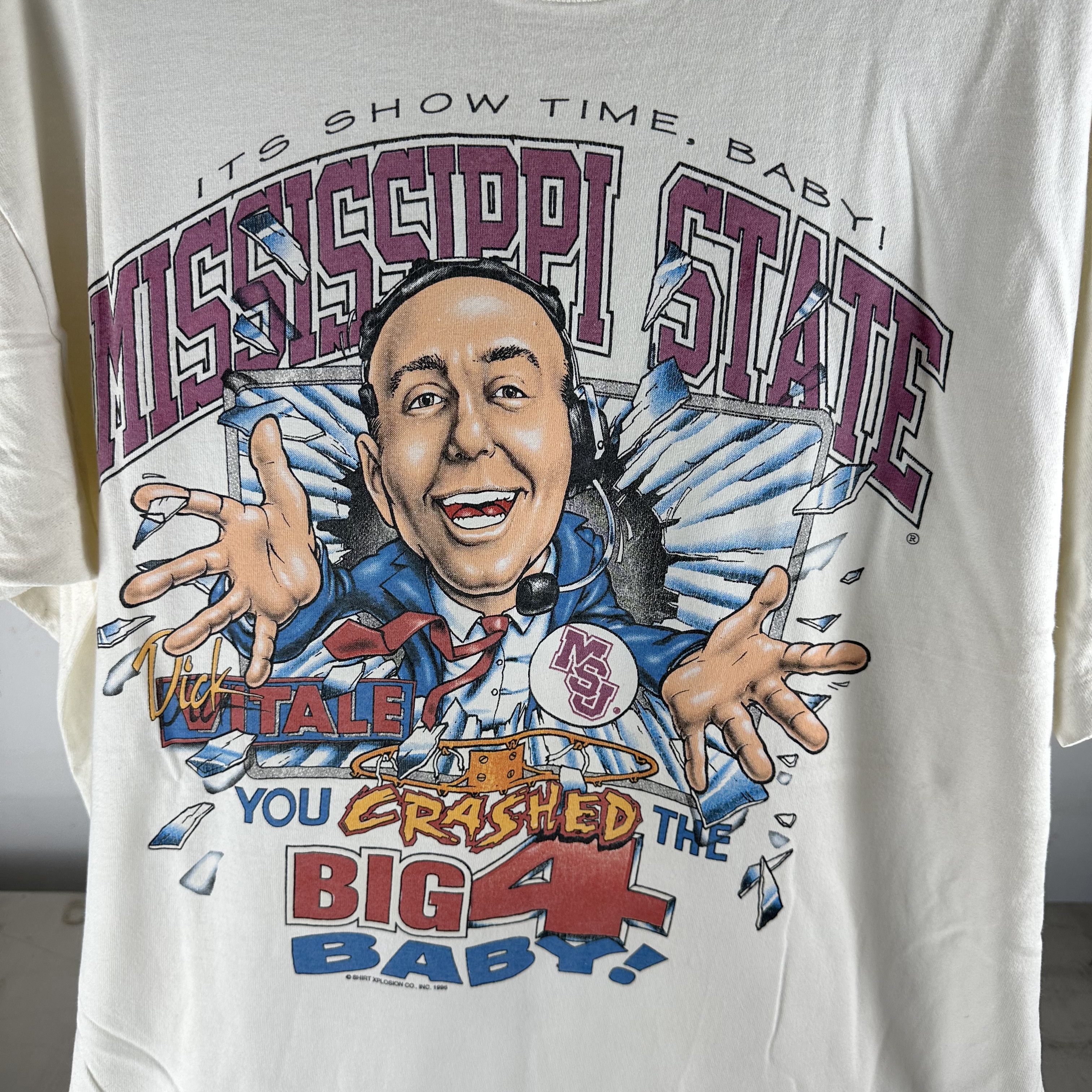 Vintage ​90s Mississippi State Dick Vitale NCAA It's Showtime​ Tee Size US XL / EU 56 / 4 - 2 Thumbnail
