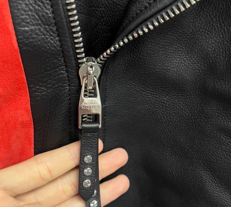 Alexander McQueen Alexander McQUEEN Red and black suede jacket/W0740/50 size Size US M / EU 48-50 / 2 - 3 Thumbnail