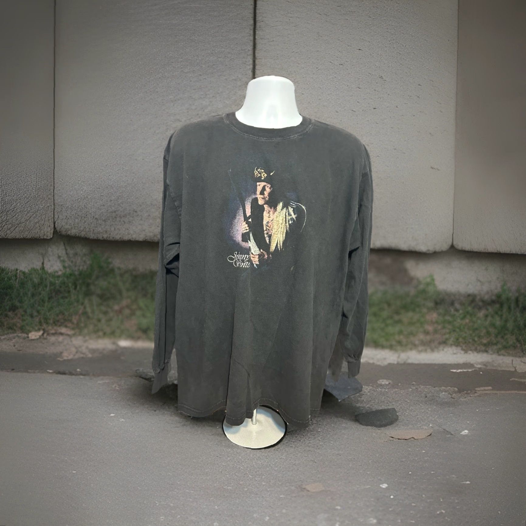 Vintage Johnny Winter Blues Rock Musician Shirt Men XL Long Sleeve Black Front Graphic Size US XL / EU 56 / 4 - 7 Thumbnail