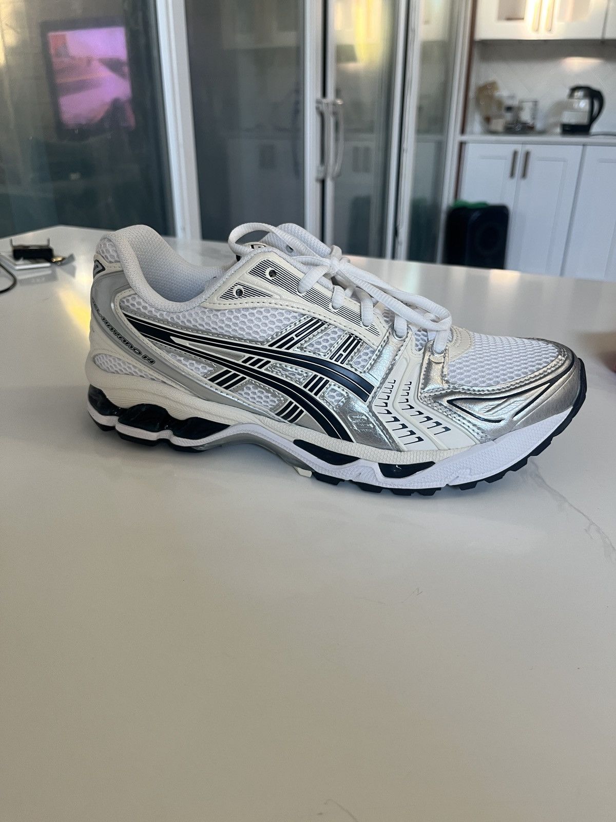 Asics ASICS Gel-Kayano 14 Size US 10.5 / IT 40.5 - 4 Thumbnail