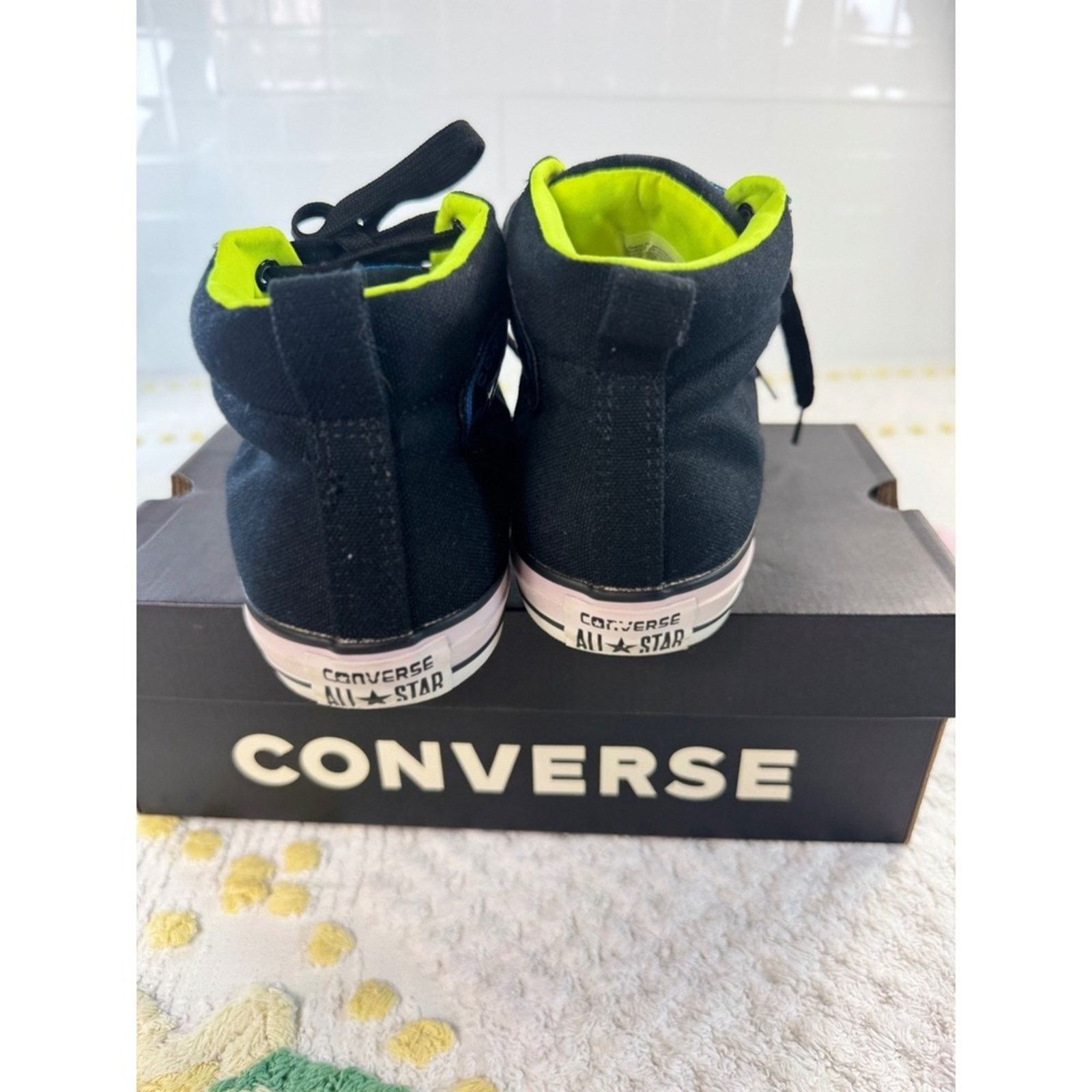 Converse Converse Chuck Taylor All Star Street Mid Black Neon MEN 11 Size US 11 / EU 44 - 8 Thumbnail
