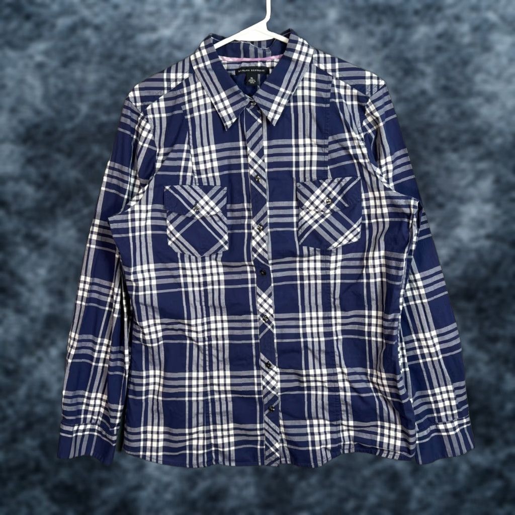 Banana Republic Banana Republic Mens XL Blue Plaid Long Sleeve Button-Up Shirt Clothing Shirt Adult Mens XL Blue Plaid Button-Up Shirt Size US XL / EU 56 / 4 - 1 Thumbnail