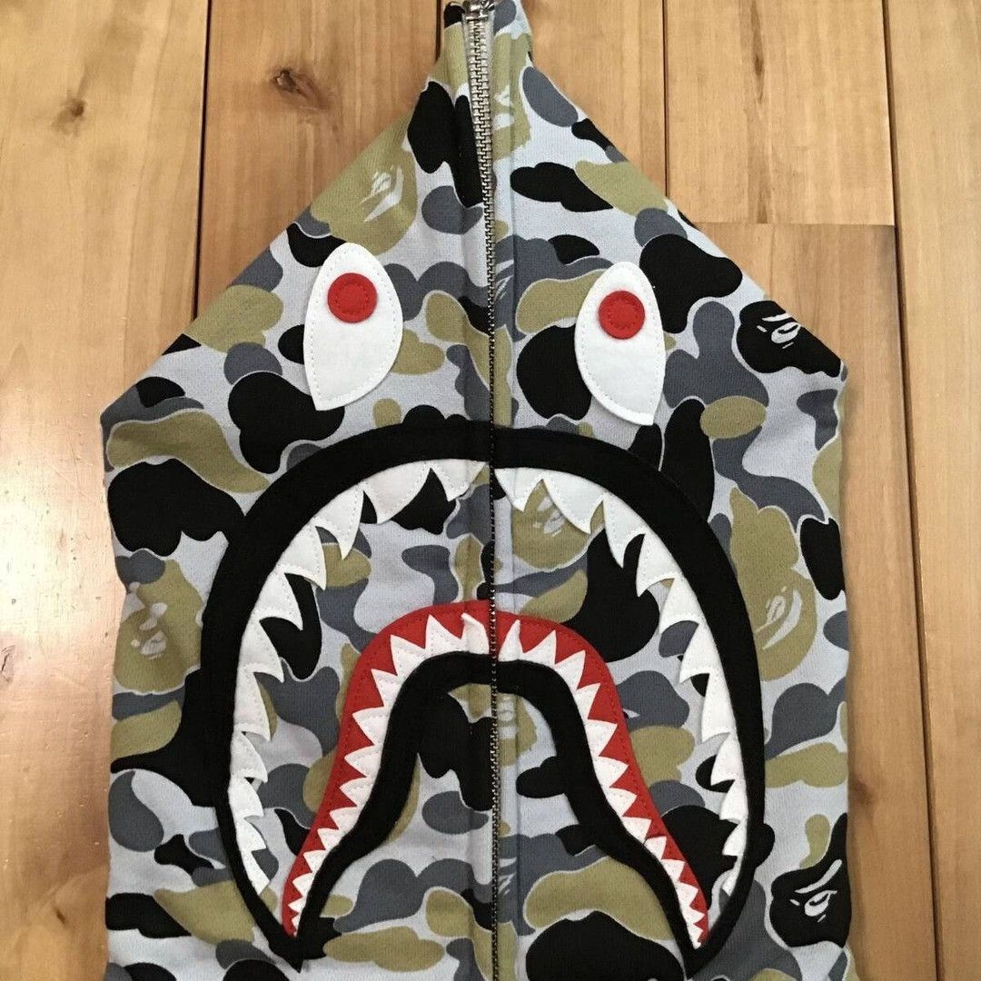 Bape 2024 🔥Ginza Store Camo🔥 BAPE shark full zip hoodie APE Size US L / EU 52-54 / 3 - 4 Thumbnail