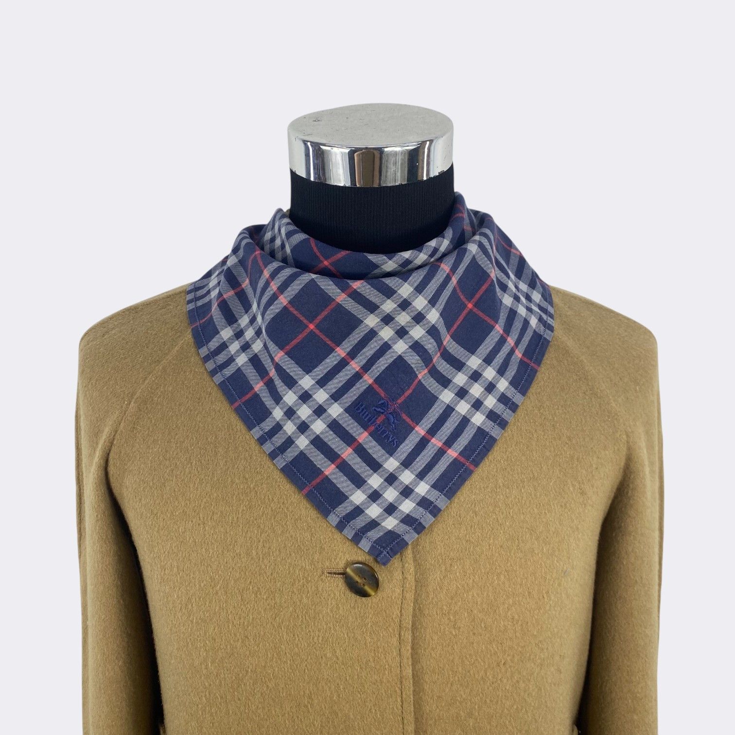 Burberry Vintage Burberry Handkerchief Neckerchief Bandana H103R Size ONE SIZE - 1 Thumbnail