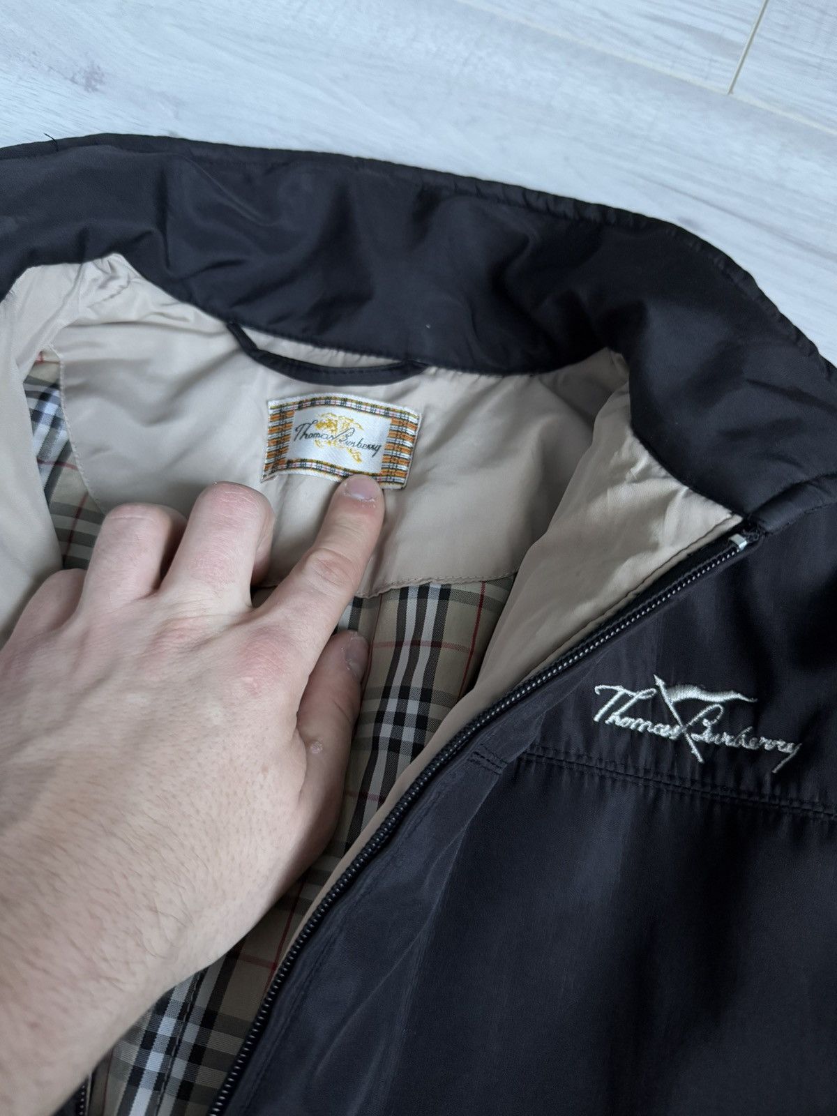 Burberry × Vintage Vintage Burberry Navy Check Black couch jacket Coat Size US M / EU 48-50 / 2 - 3 Thumbnail