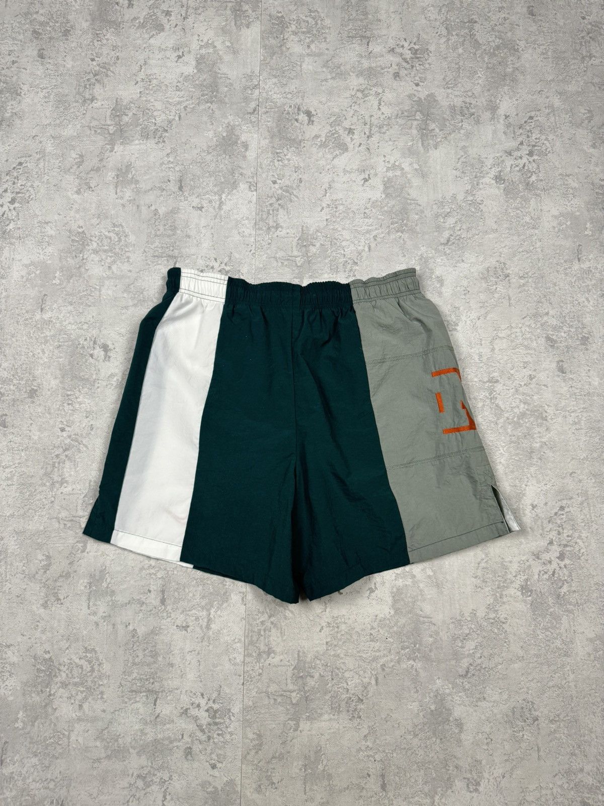 Nike Vintage Nike Y2K Shorts Size M Size US 31 - 5 Thumbnail