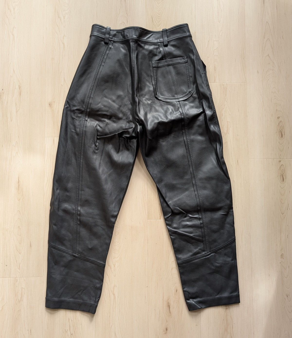 CHENPENG Black Cocoon Shaped Faux-Leather Pants Size US 32 / EU 48 - 4 Thumbnail