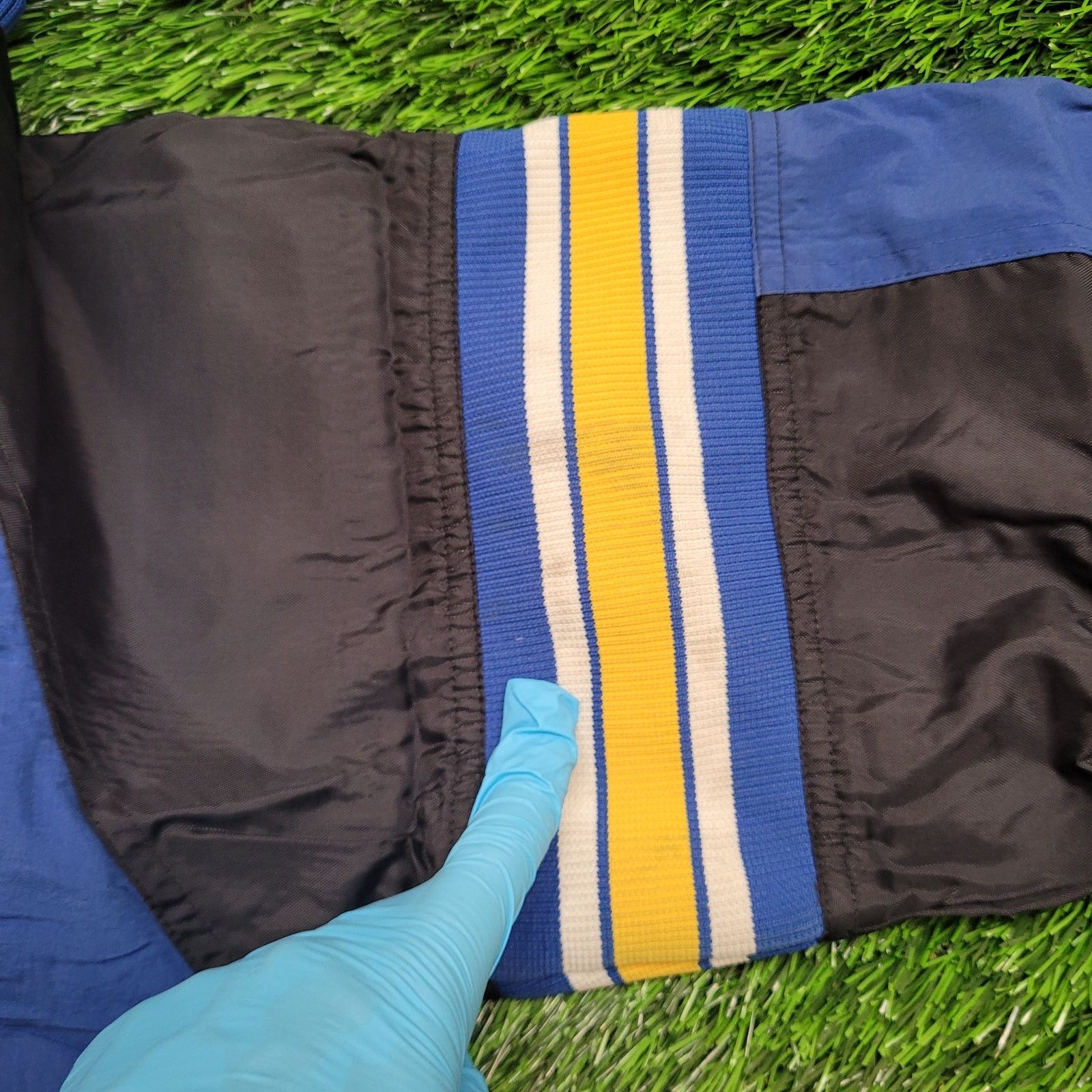 Starter VTG Starter St. Louis Blues Anorak Jacket Womens S Cropped Size S / US 4 / IT 40 - 10 Thumbnail