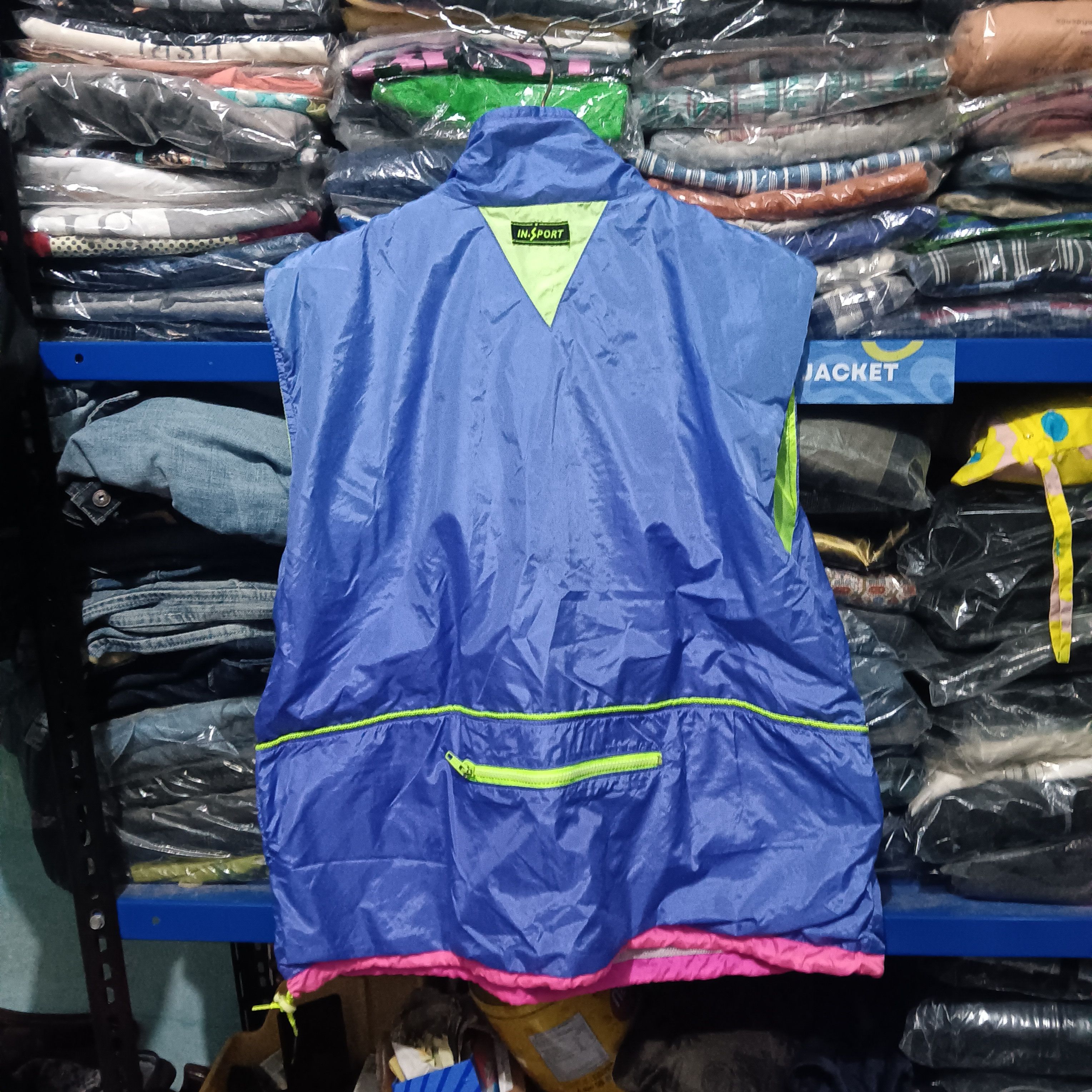 Vintage Vintage in sport vest Size US XL / EU 56 / 4 - 6 Thumbnail