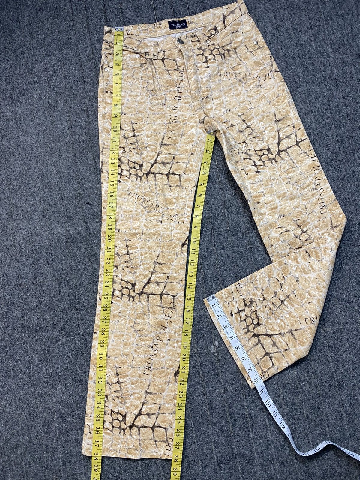 Trussardi Trussardi Jeans Sand Erosion Crocodile Effect Straight Cut Size US 34 / EU 50 - 16 Thumbnail