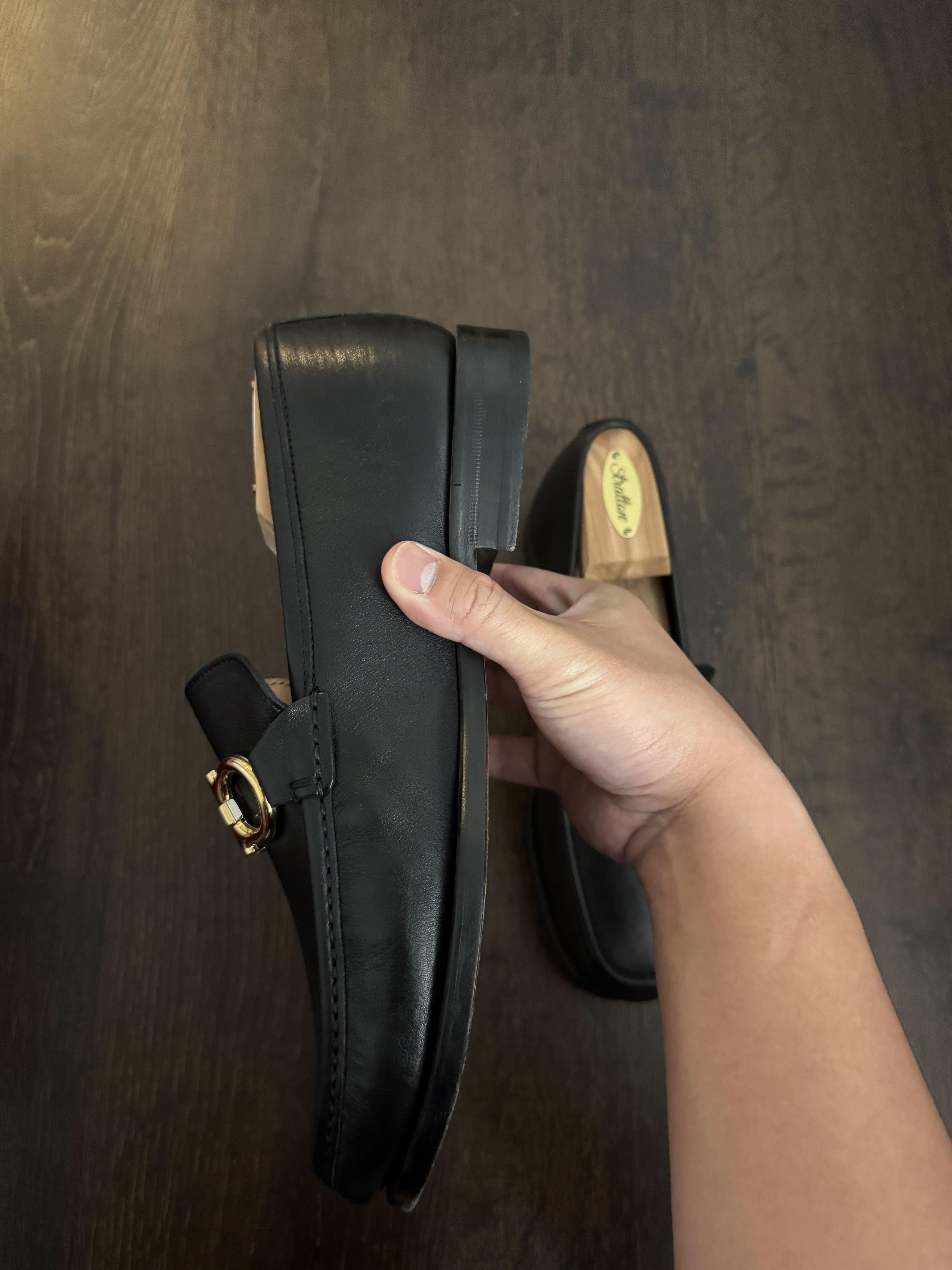 Salvatore Ferragamo Salvatore Ferragamo "Rolo" Loafers Size US 7 / EU 40 - 3 Thumbnail
