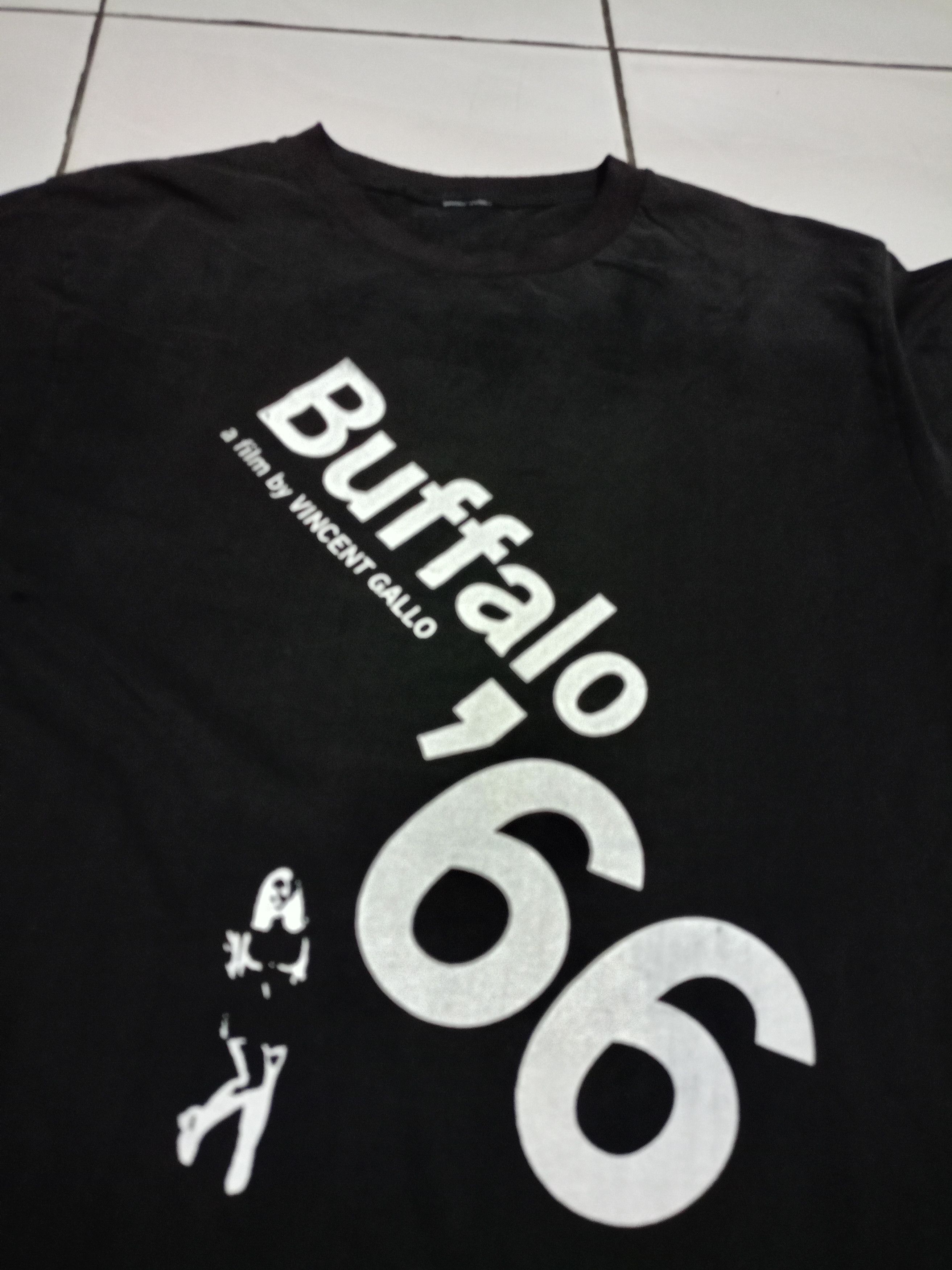 Vintage Vintage rare buffalo 66 movie promo t shirt Size US M / EU 48-50 / 2 - 2 Thumbnail