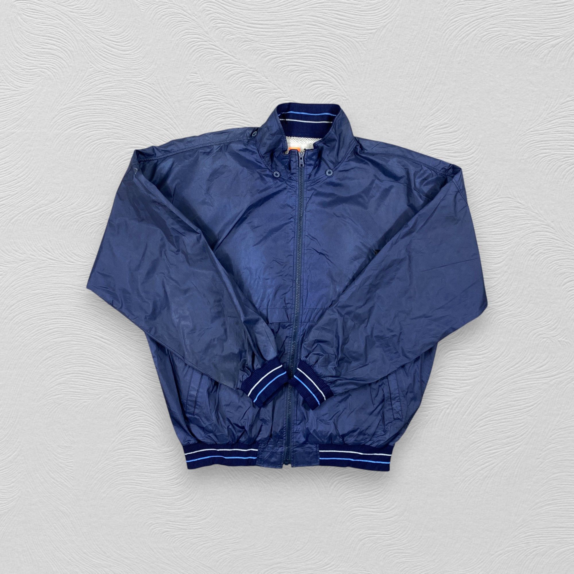 Japanese Brand Vintage Puma Windbreaker Jacket -J149 Size US L / EU 52-54 / 3 - 4 Thumbnail