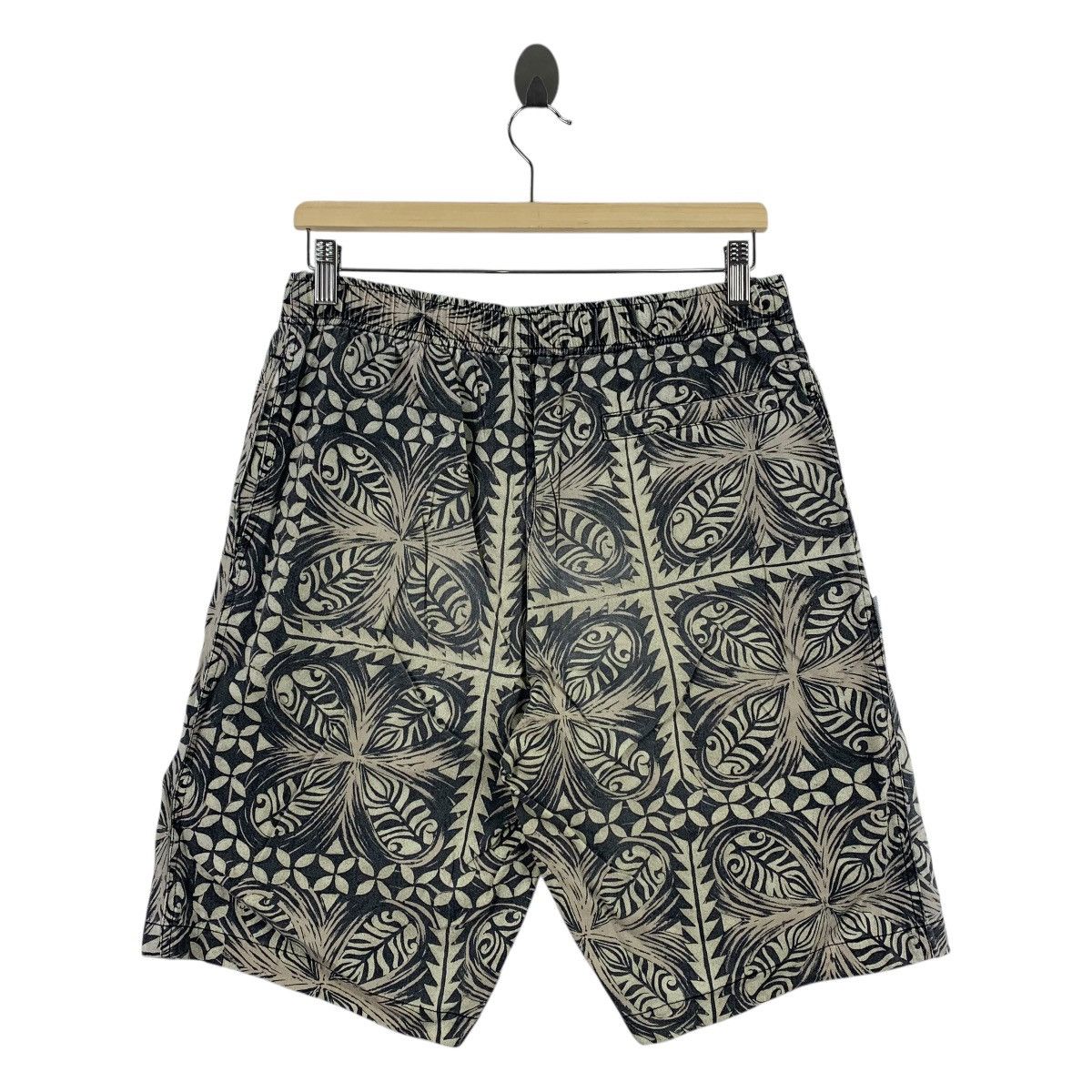 Vintage Vintage SHOK surf floral design short surf pants Size US 30 / EU 46 - 4 Thumbnail