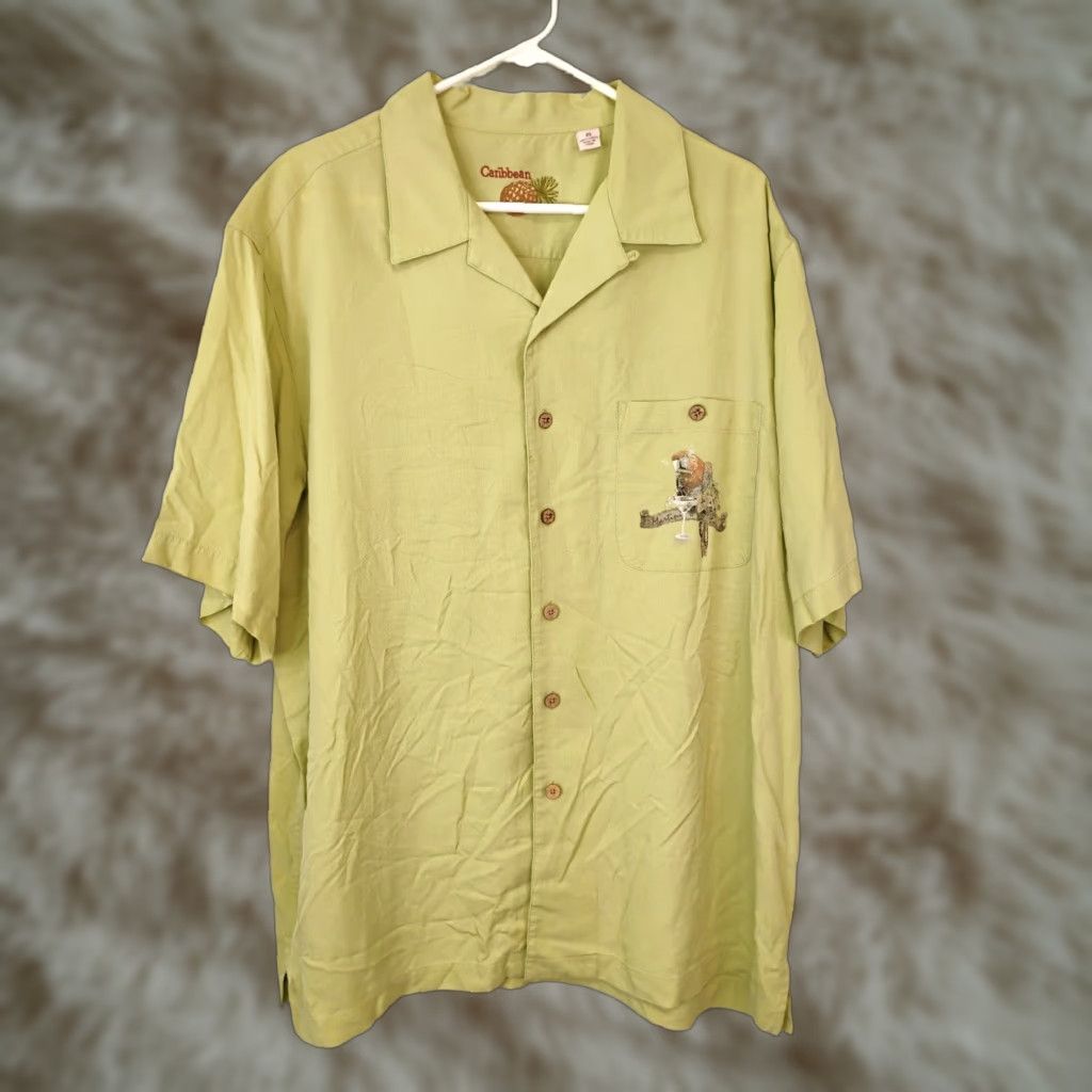 Vintage Caribbean Shirt Hawaiian Short Sleeve Button-Up Mens XL Tencel Green Parrot Island Size US XL / EU 56 / 4 - 1 Thumbnail
