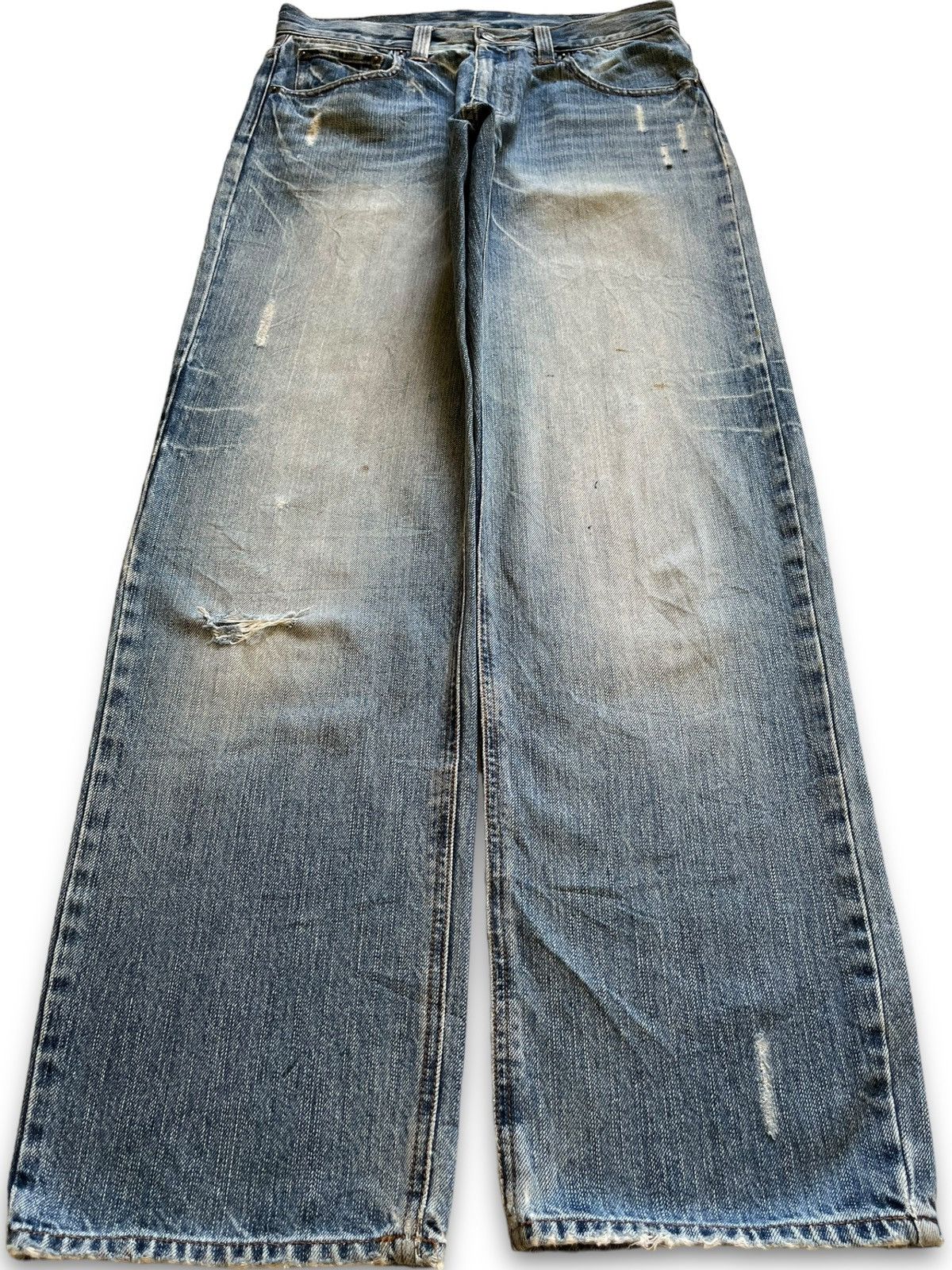 Japanese Brand Vintage Japanese Brand Faded Wash Distressed Loose Jeans Size US 30 / EU 46 - 1 Thumbnail