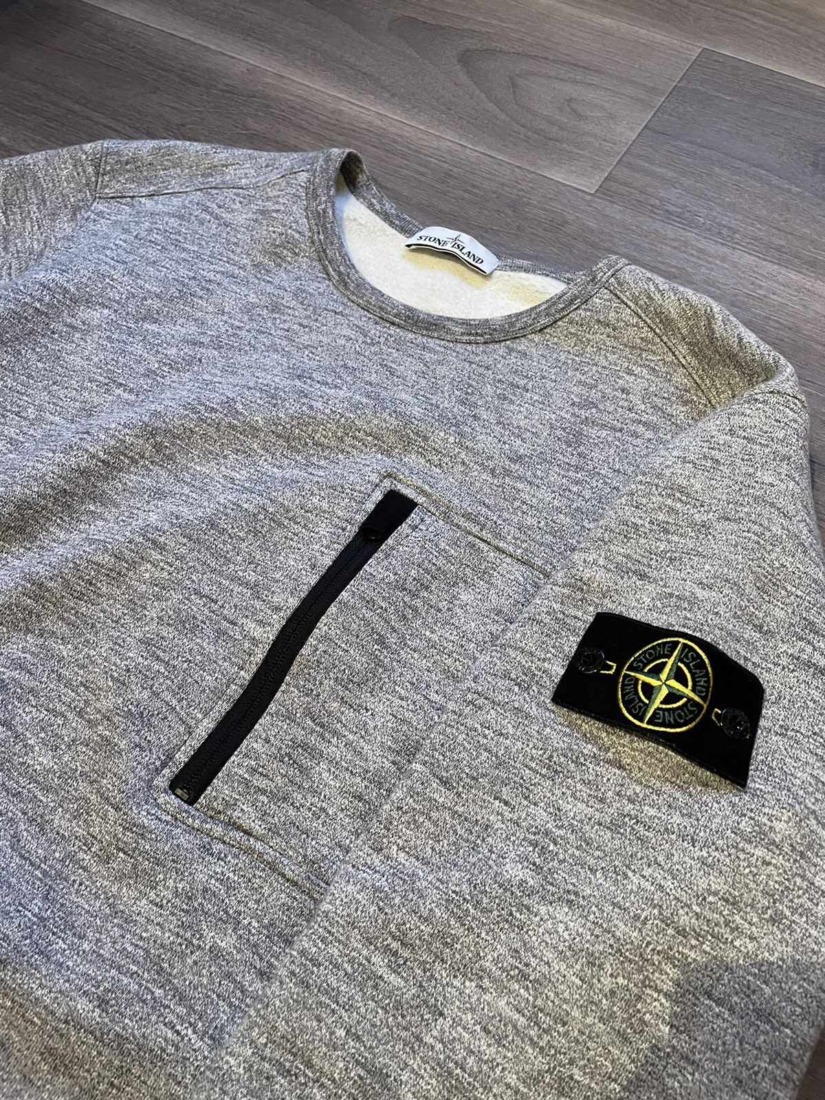 Stone Island Badge sweatshirt Size US XL / EU 56 / 4 - 1 Thumbnail