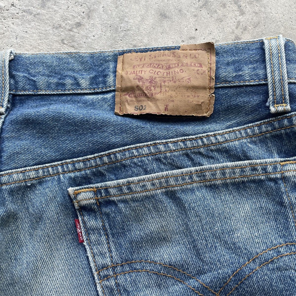 Levi's Vintage Clothing 90s Levi’s 501 USA Vintage Faded Jeans Distressed Pants W36 Size US 36 / EU 52 - 10 Thumbnail
