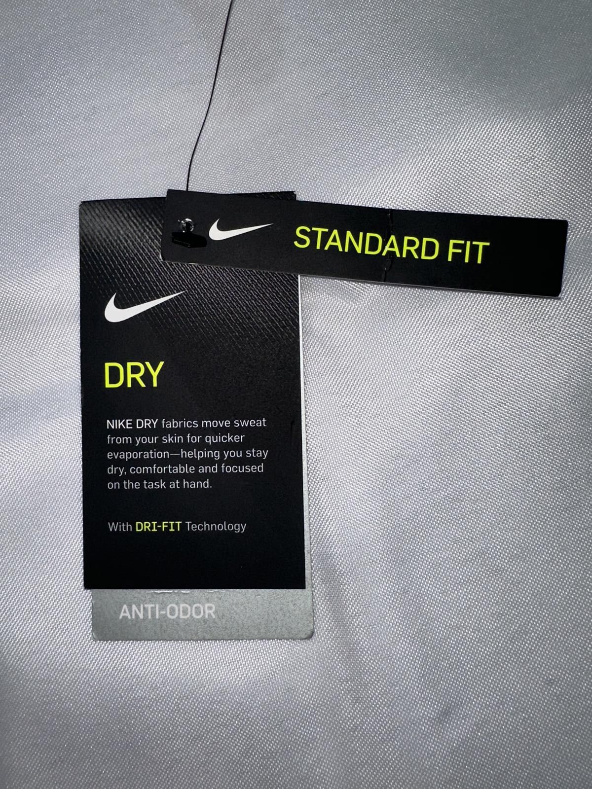 Nike Nike Men's Athletic Light Dri-Fit Legend Short-Sleeve Shirt Size US L / EU 52-54 / 3 - 12 Thumbnail