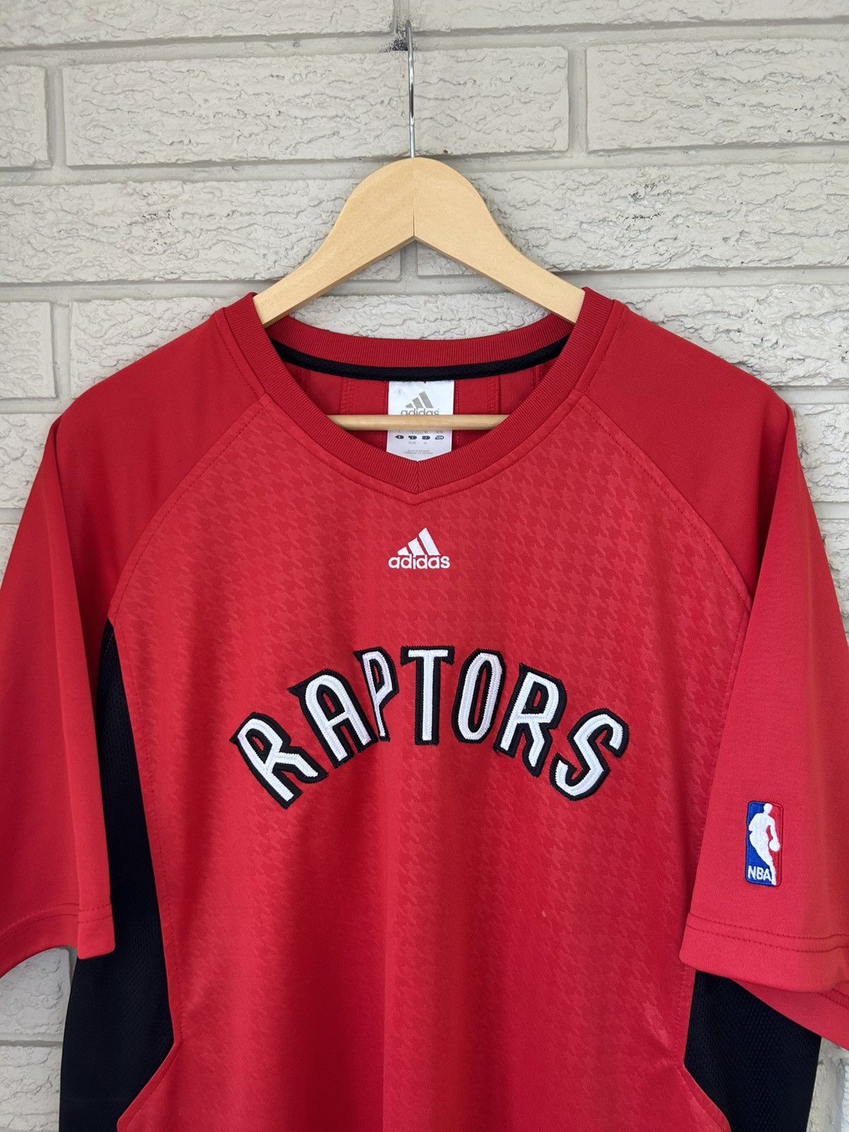 Adidas × NBA × Vintage Vintage Adidas Toronto Raptors Soccer Jersey Size US L / EU 52-54 / 3 - 2 Thumbnail