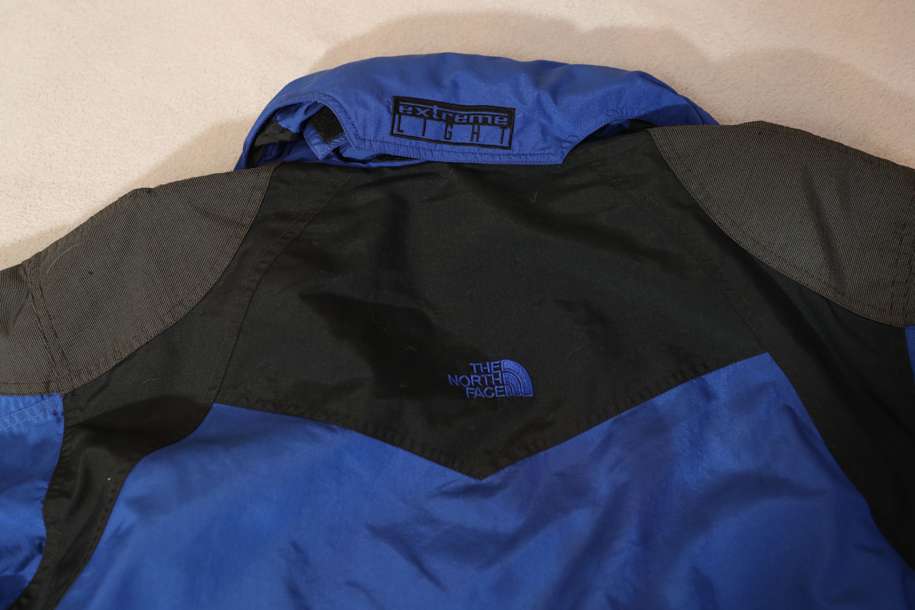 The North Face Vintage TNF Extreme Light Series Shell Jacket (L) Size US L / EU 52-54 / 3 - 14 Thumbnail