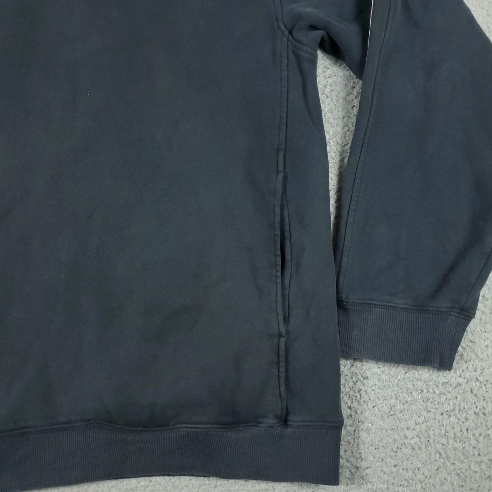 Adidas Adidas Hoodie Unisex Adults XL Black Pullover Sweatshirt Sweater Style Pullover Hooded Size US XL / EU 56 / 4 - 5 Thumbnail