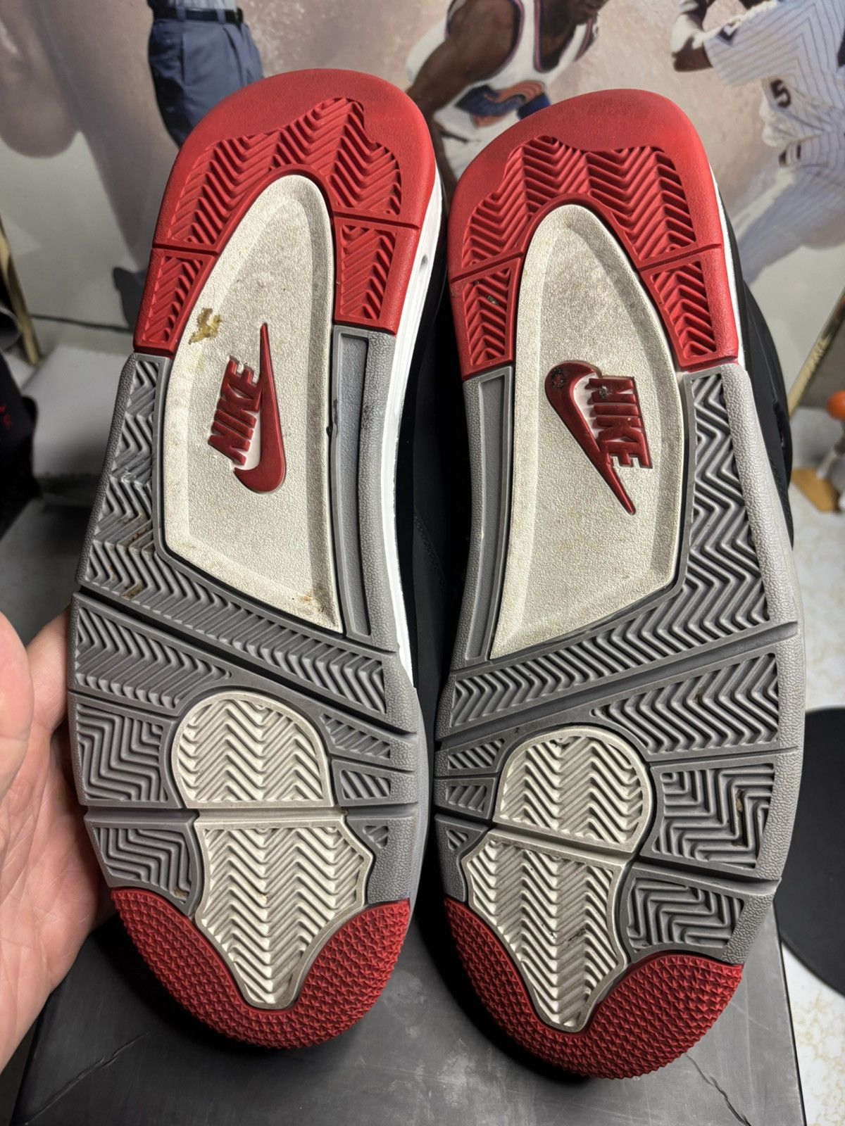 Jordan Brand Air Jordan 4 Retro OG 2019 Bred 2019 Size US 10.5 / EU 43-44 - 5 Thumbnail