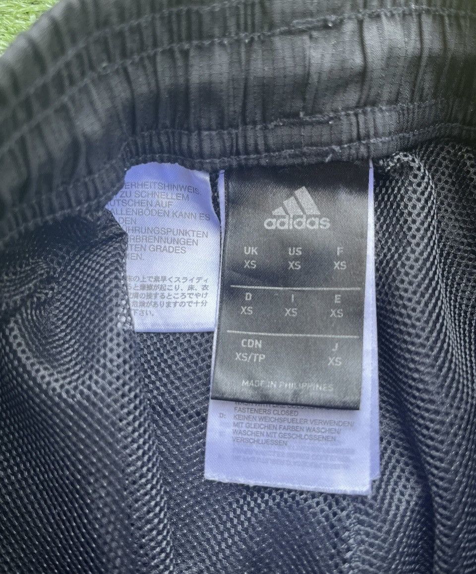 Adidas Juventus Turin tracksuit bottoms Size US 34 / EU 50 - 6 Thumbnail