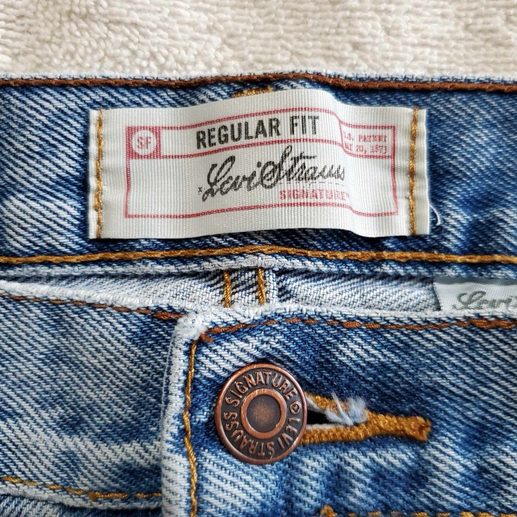 Levi's Levi's Strauss Jeans 42 Regular Distressed Blue Straight Mens 29 Inseam Jeans Size US 42 / EU 58 - 2 Thumbnail
