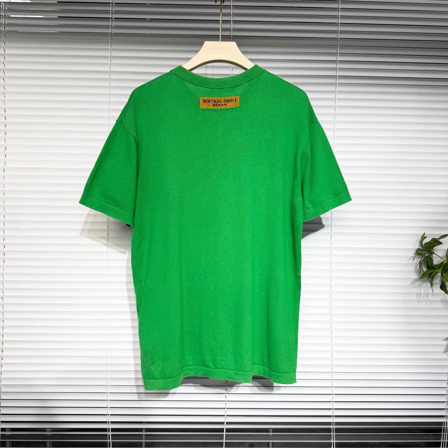 Louis Vuitton LV short-sleeve knit green M jacquard logo ribbed neck Size US M / EU 48-50 / 2 - 2 Thumbnail