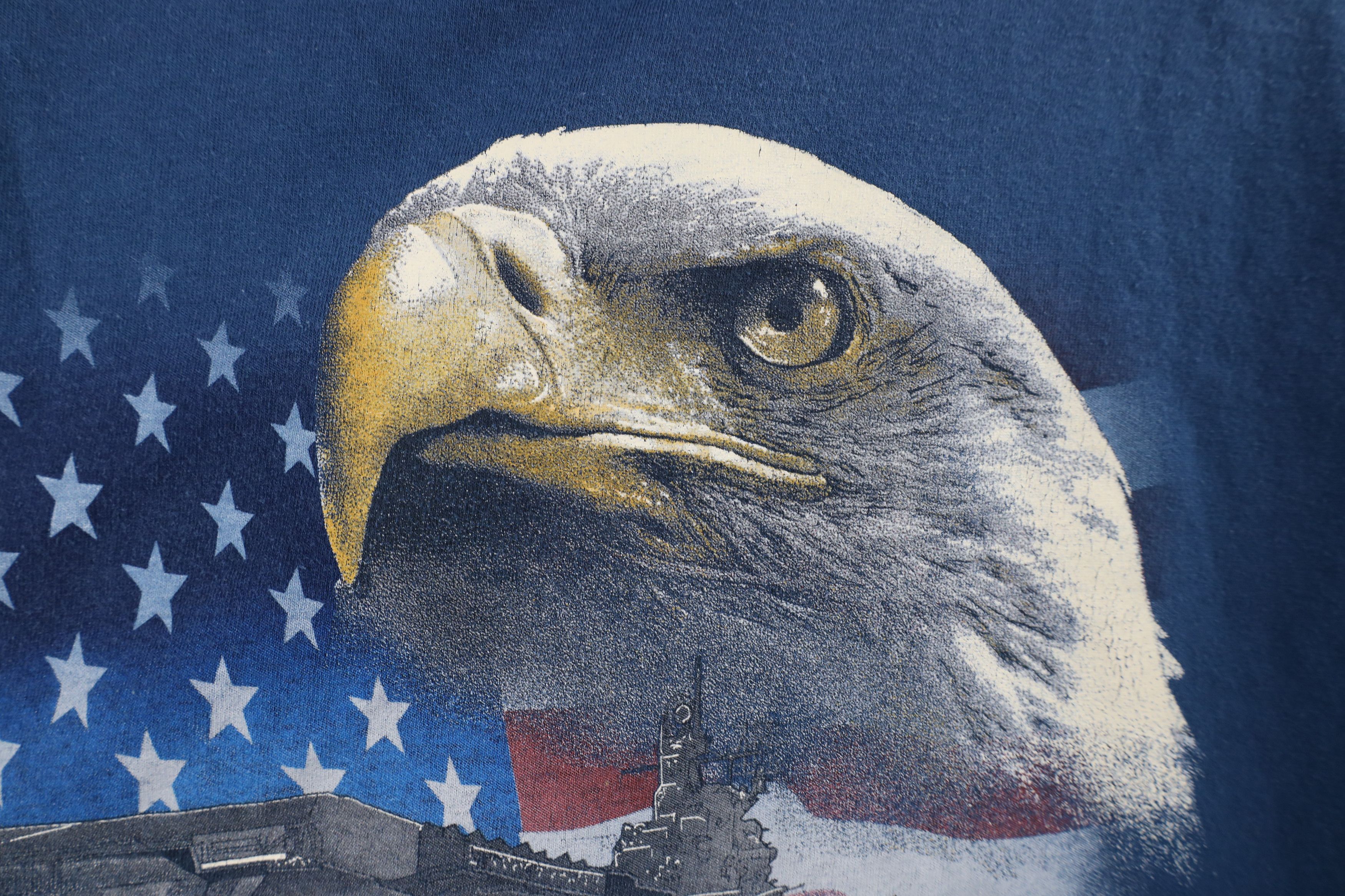 Vintage Vintage 90s Out USS Yorktown Eagle Military Ship T-Shirt USA Size US XL / EU 56 / 4 - 7 Thumbnail