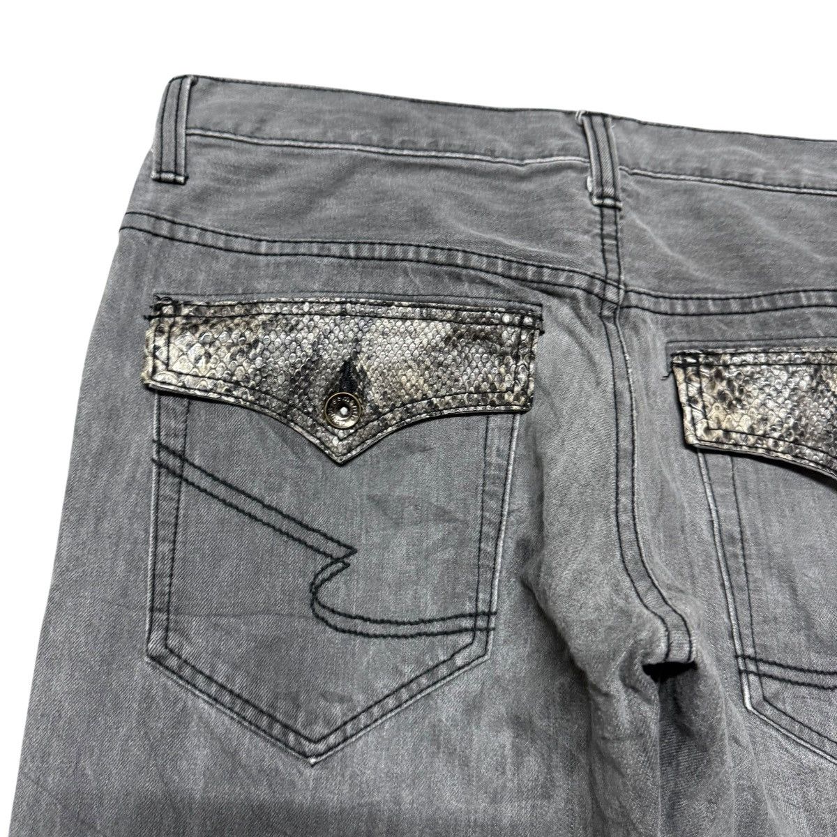 semanticdesign Vintage Semantic Design Snake Skin Denim Flare Jeans Size US 35 - 11 Thumbnail