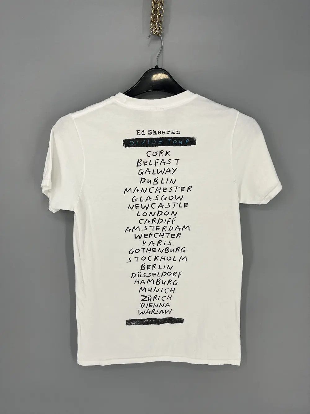 Vintage Vintage Y2K Ed Sheeran Divide World Tour T-Shirt S Size Size US S / EU 44-46 / 1 - 10 Thumbnail