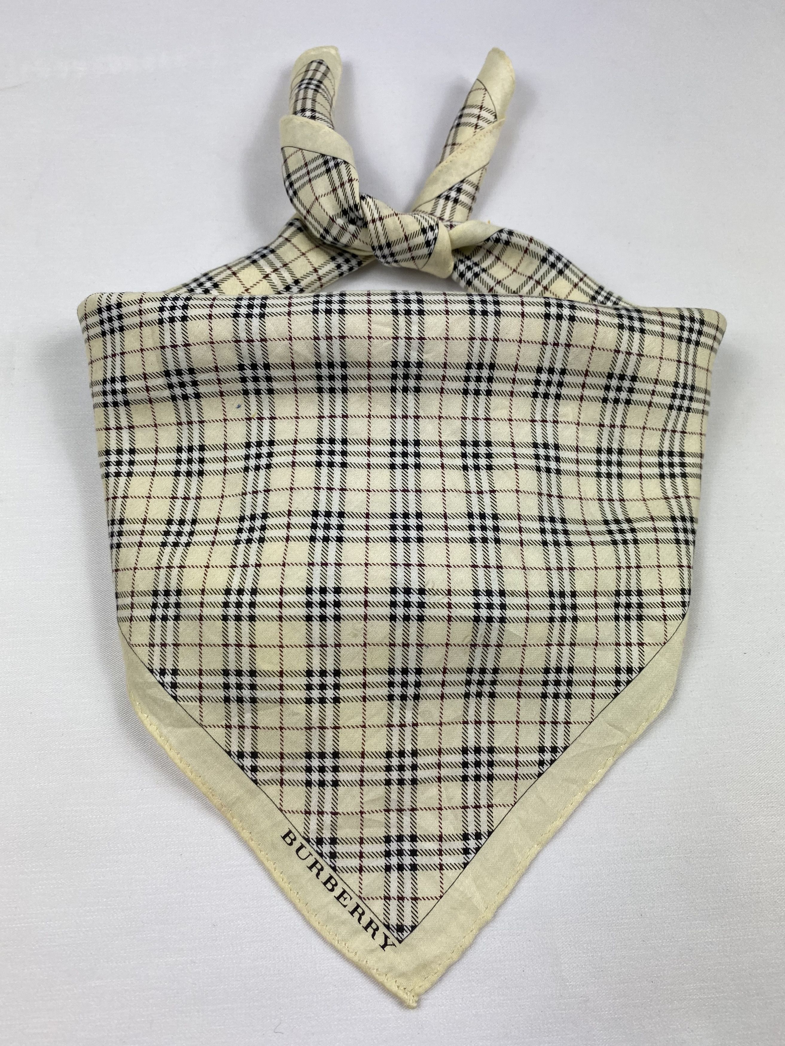 Burberry Burberry Handkerchief / Bandana / Neckerchief Size ONE SIZE - 1 Thumbnail