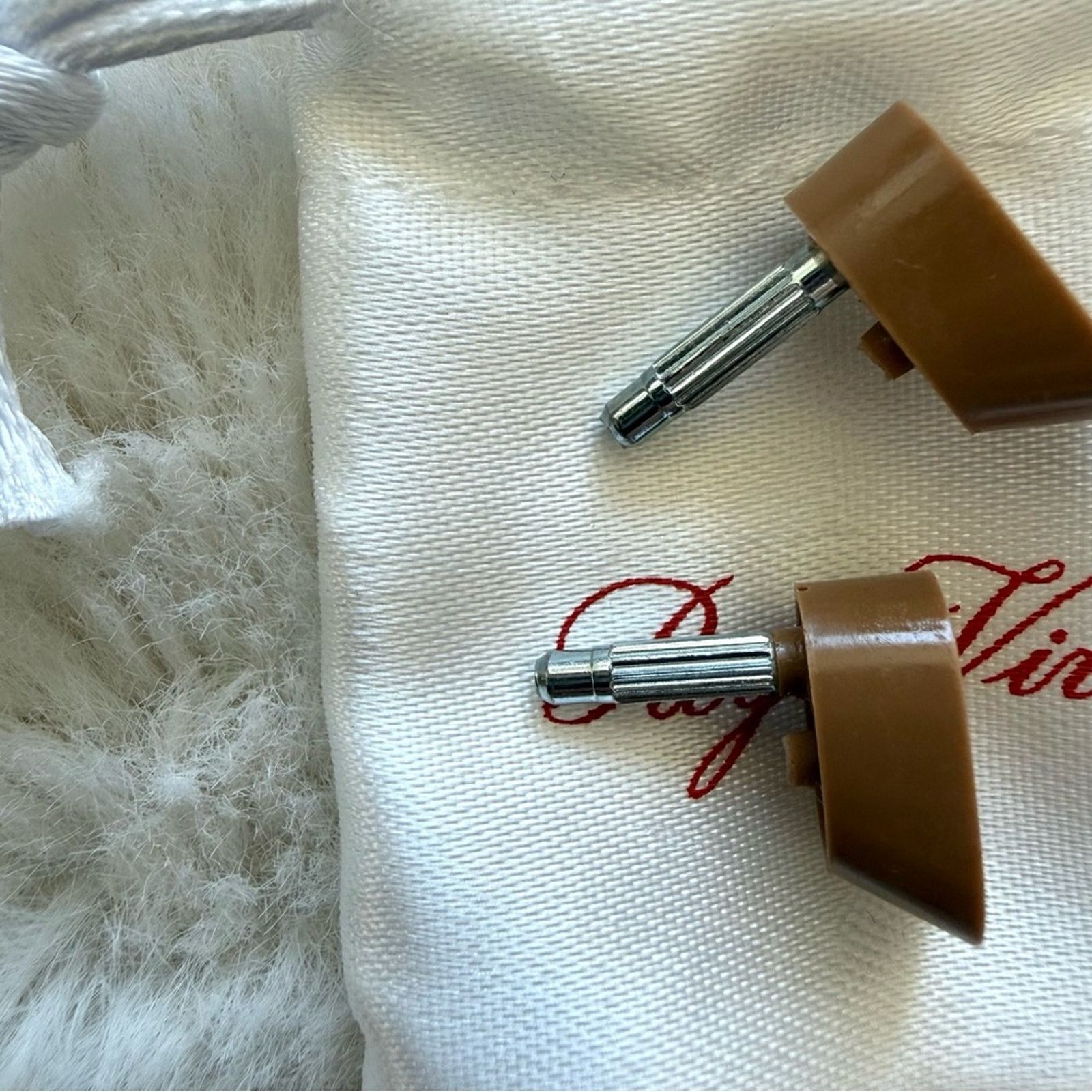 Roger Vivier NEW!!! Roger Vivier replacement heel taps Authentic Size ONE SIZE - 4 Thumbnail