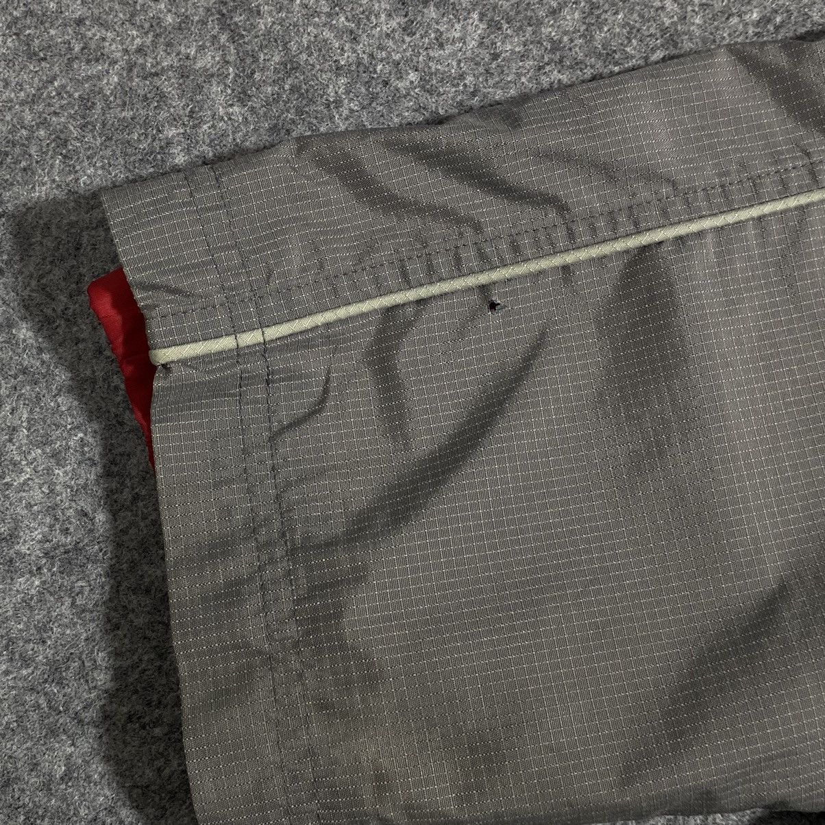 Nike Rare Nike Asymmetrical Hex Zip Jacket Y2K Ninja Pocket Neck Size US L / EU 52-54 / 3 - 12 Thumbnail