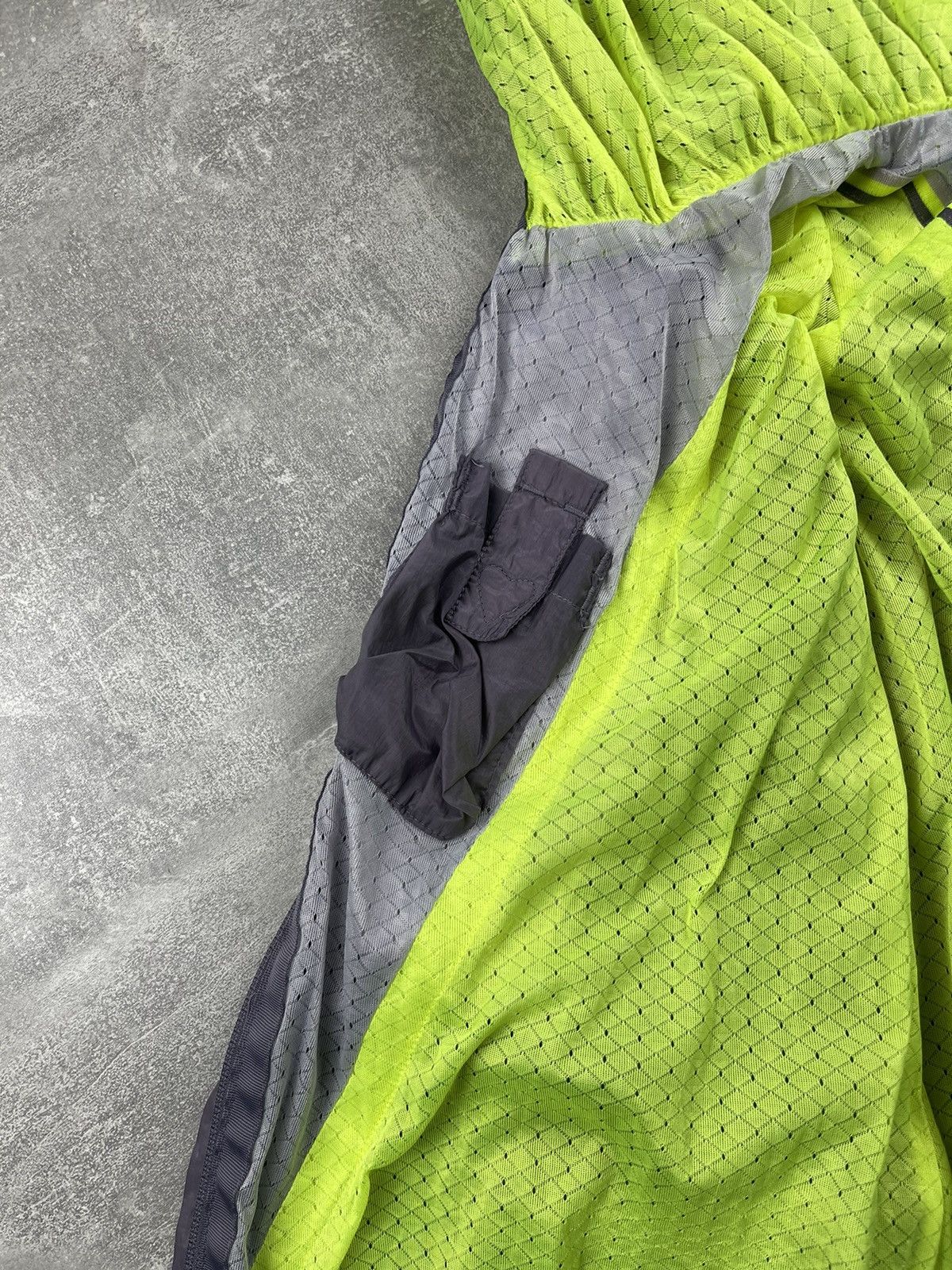 Adidas Adidas by Stella McCartney Sheer Nylon Windbreaker Jacket Size XS / US 0-2 / IT 36-38 - 15 Thumbnail
