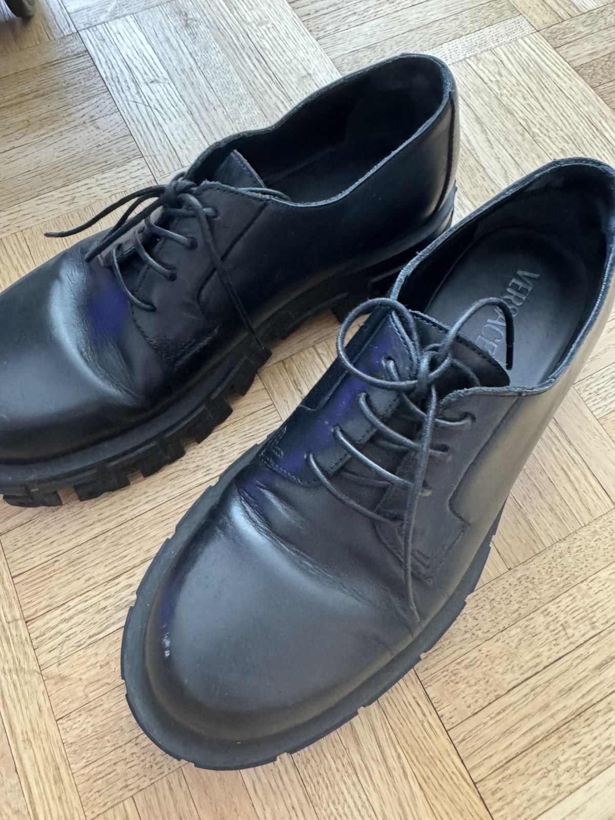 Versace Black leather shoes Size US 8 / EU 41 - 1 Thumbnail