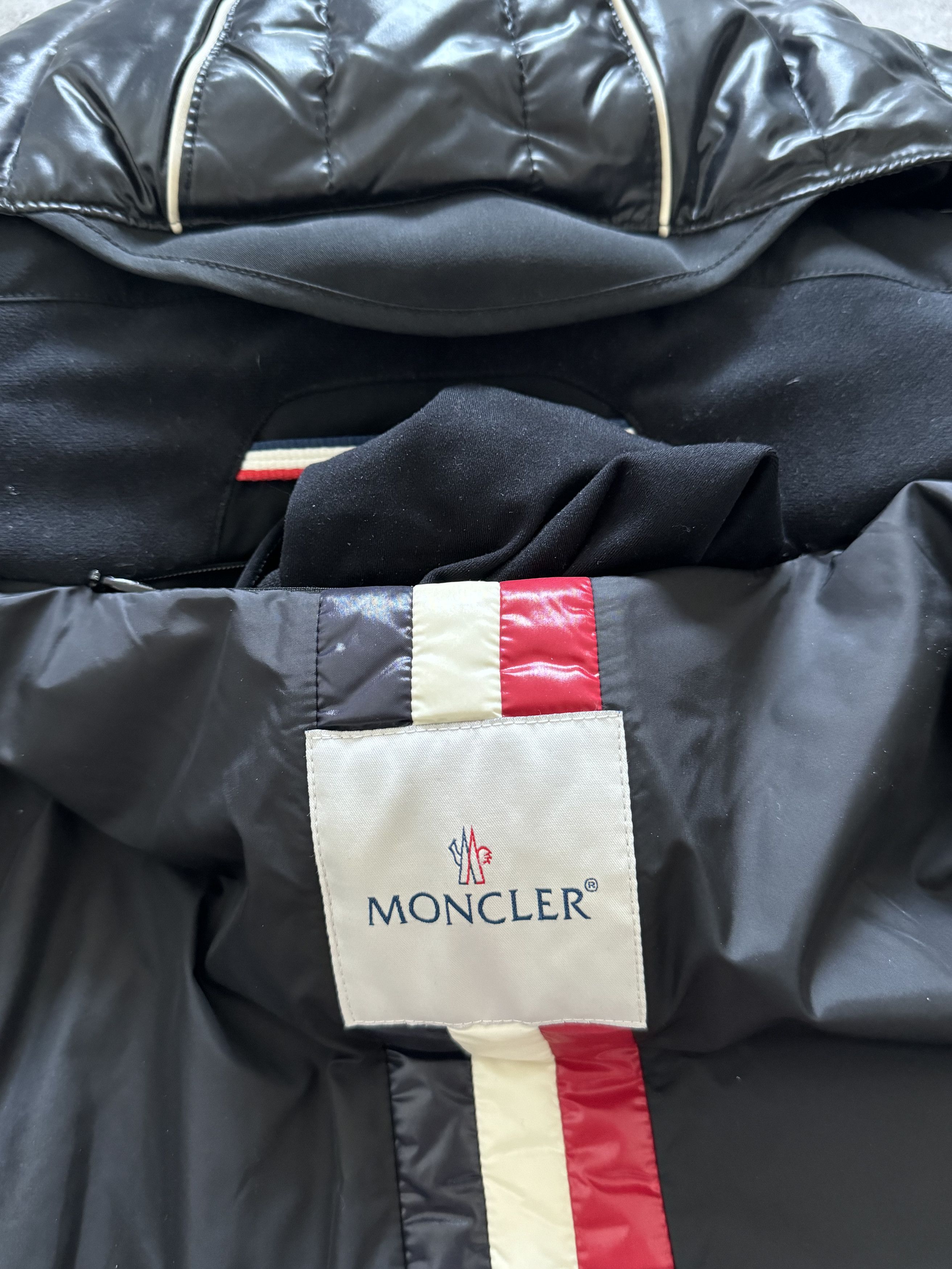 Moncler !extremely rare Moncler Ski jacket with Balaclava Size US XL / EU 56 / 4 - 18 Thumbnail