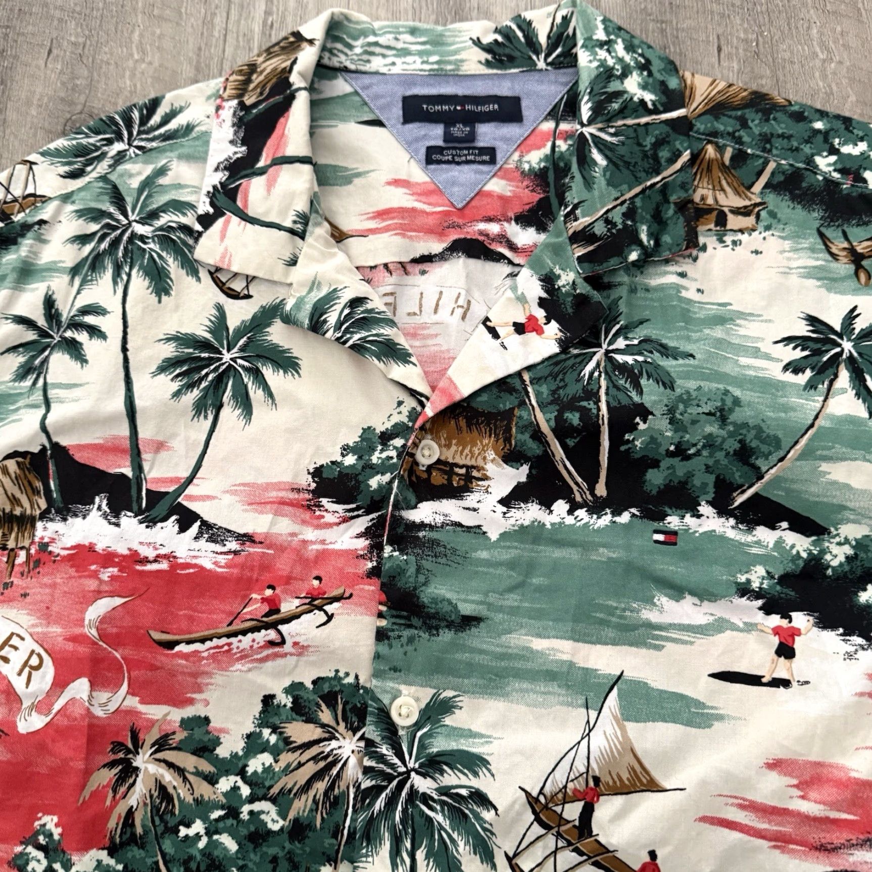 Tommy Hilfiger Tommy Hilfiger Hawaiian Shirt Mens XL Custom Fit Tropical South Pacific Multicolor Floral Button-Up Short Sleeve Casual Beach Size US XL / EU 56 / 4 - 3 Thumbnail