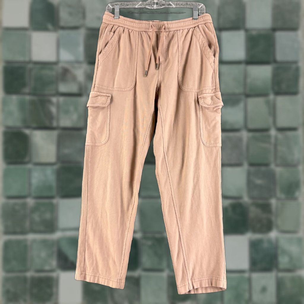 Athleta Athleta Farallon Cargo Crop Pants Womens Size 6 Beige Pull On Casual Size 28" / US 6 / IT 42 - 1 Thumbnail
