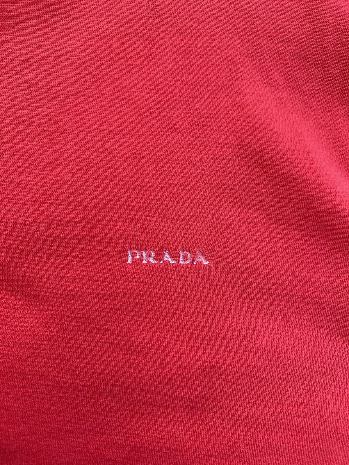 Prada Rare Vintage Prada Small Logo Red Tshirt Size US S / EU 44-46 / 1 - 8 Thumbnail