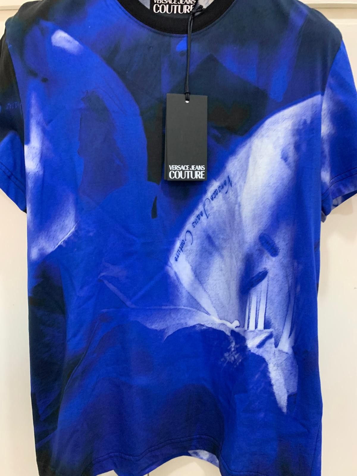 Versace Jeans Couture Versace Jeans Culture Nocturnal Flower Jersey T-shirt, M Size US M / EU 48-50 / 2 - 3 Thumbnail