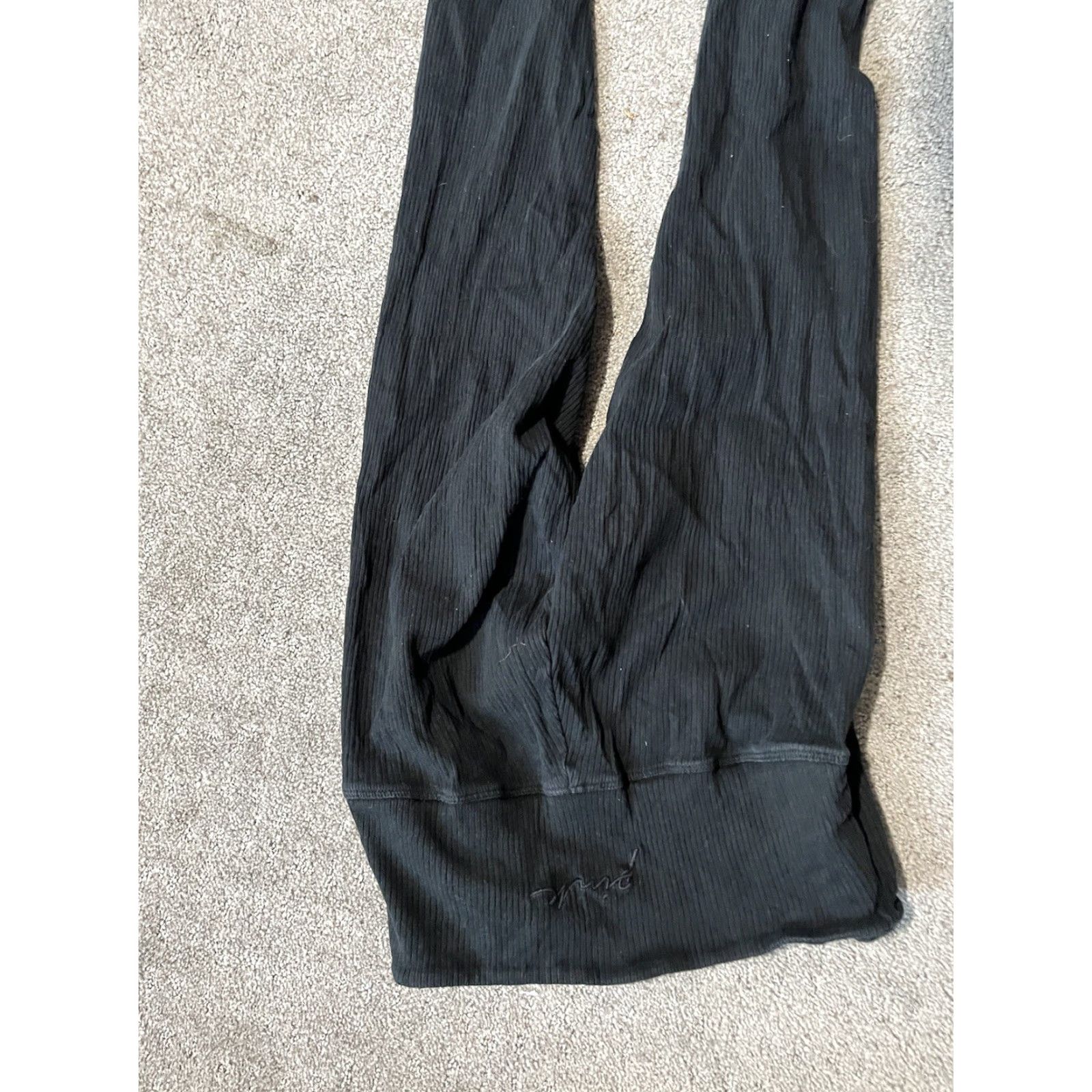 Victoria's Secret Victoria's Secret Pink Yoga Black Ribbed Athletic Legging Women's Size M Size 32" / US 10 / IT 46 - 4 Thumbnail